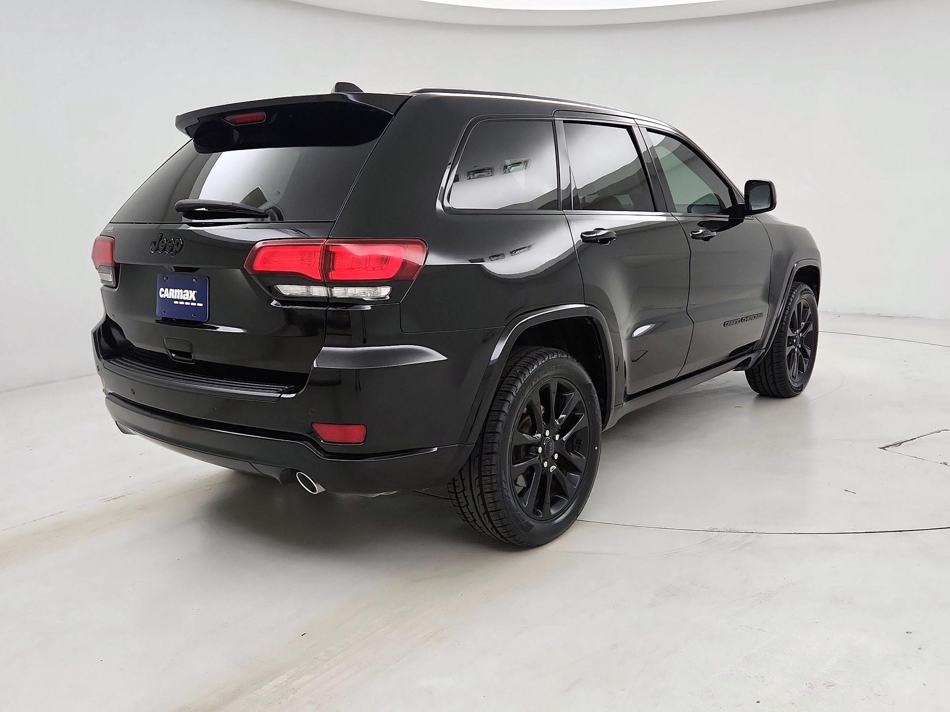 Thumbnail: 2019 Jeep Grand Cherokee - 5