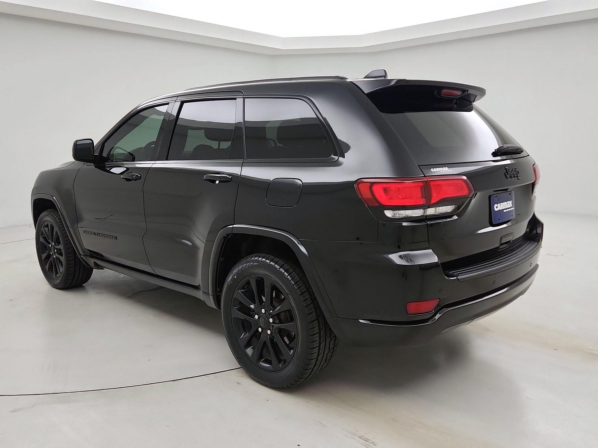 Thumbnail: 2019 Jeep Grand Cherokee - 7