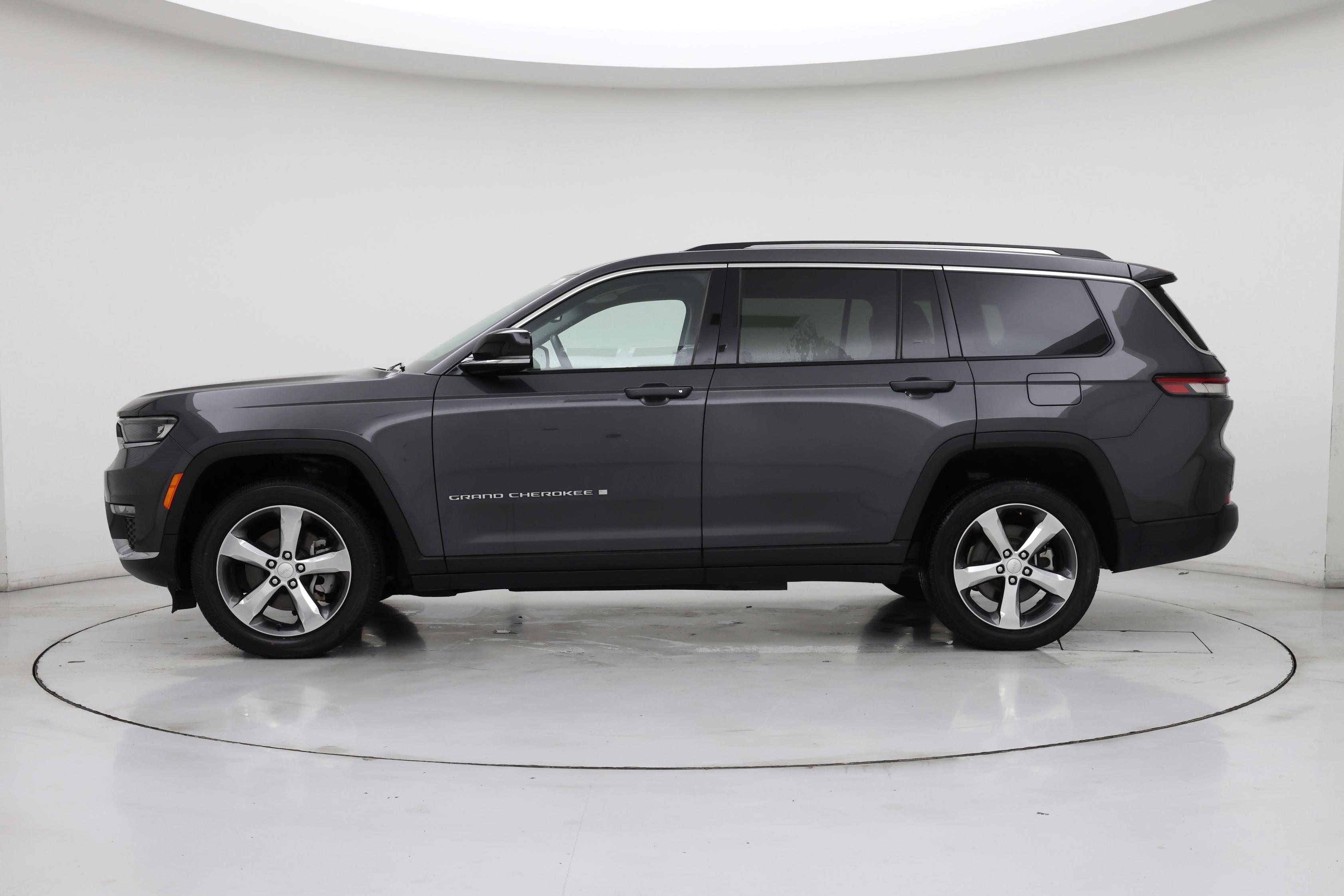 Thumbnail: 2022 Jeep Grand Cherokee L - 3
