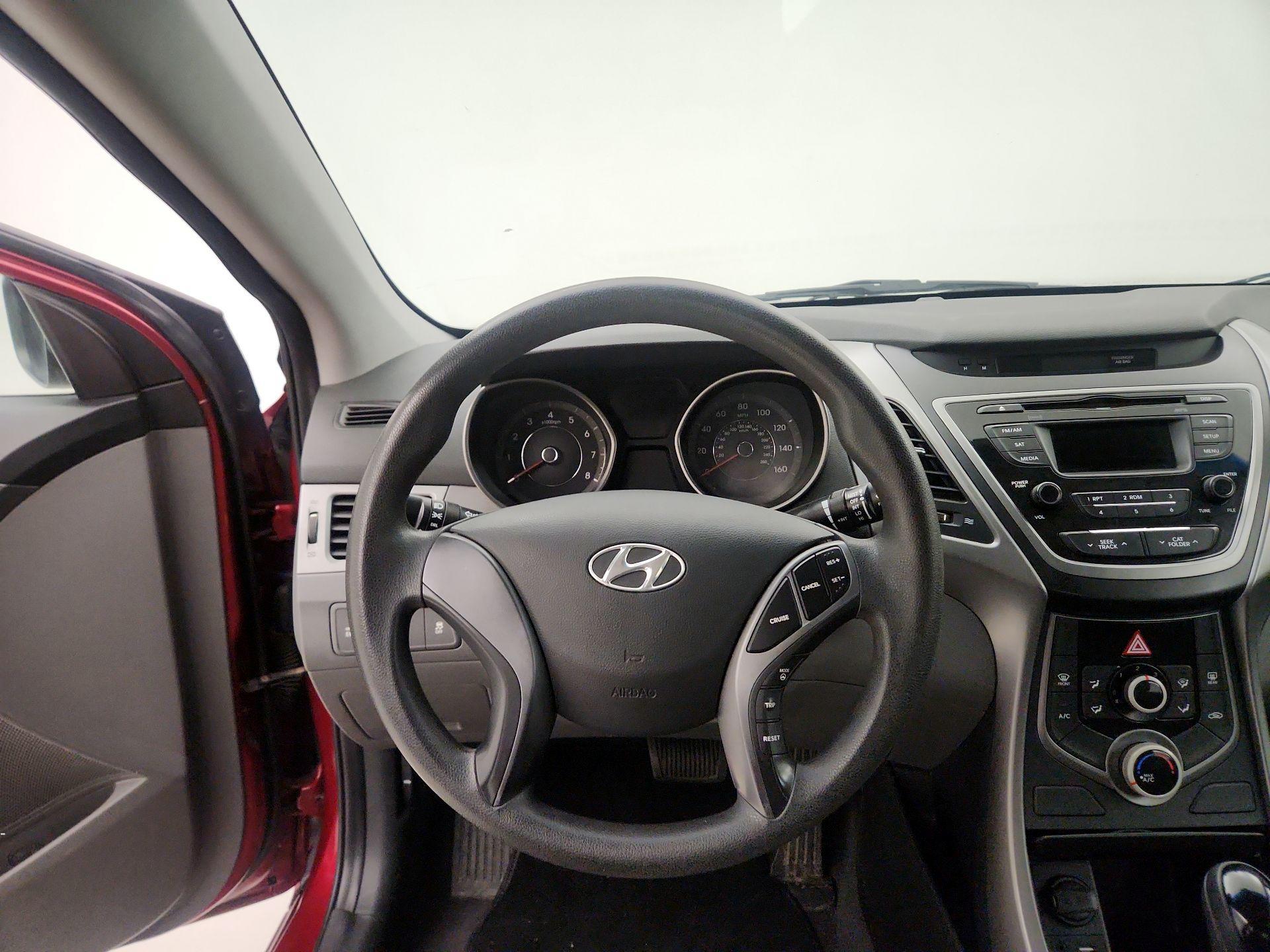Thumbnail: 2015 Hyundai Elantra - 10