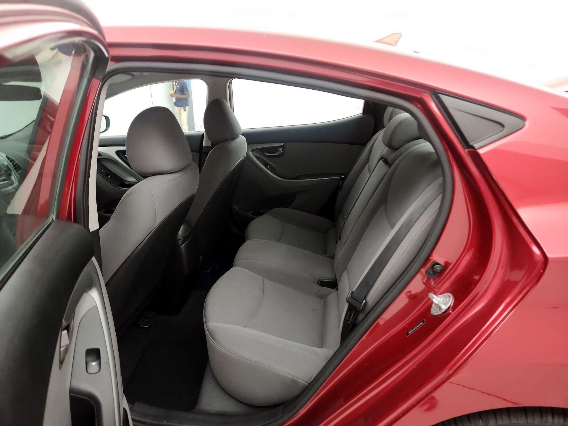 Thumbnail: 2015 Hyundai Elantra - 18