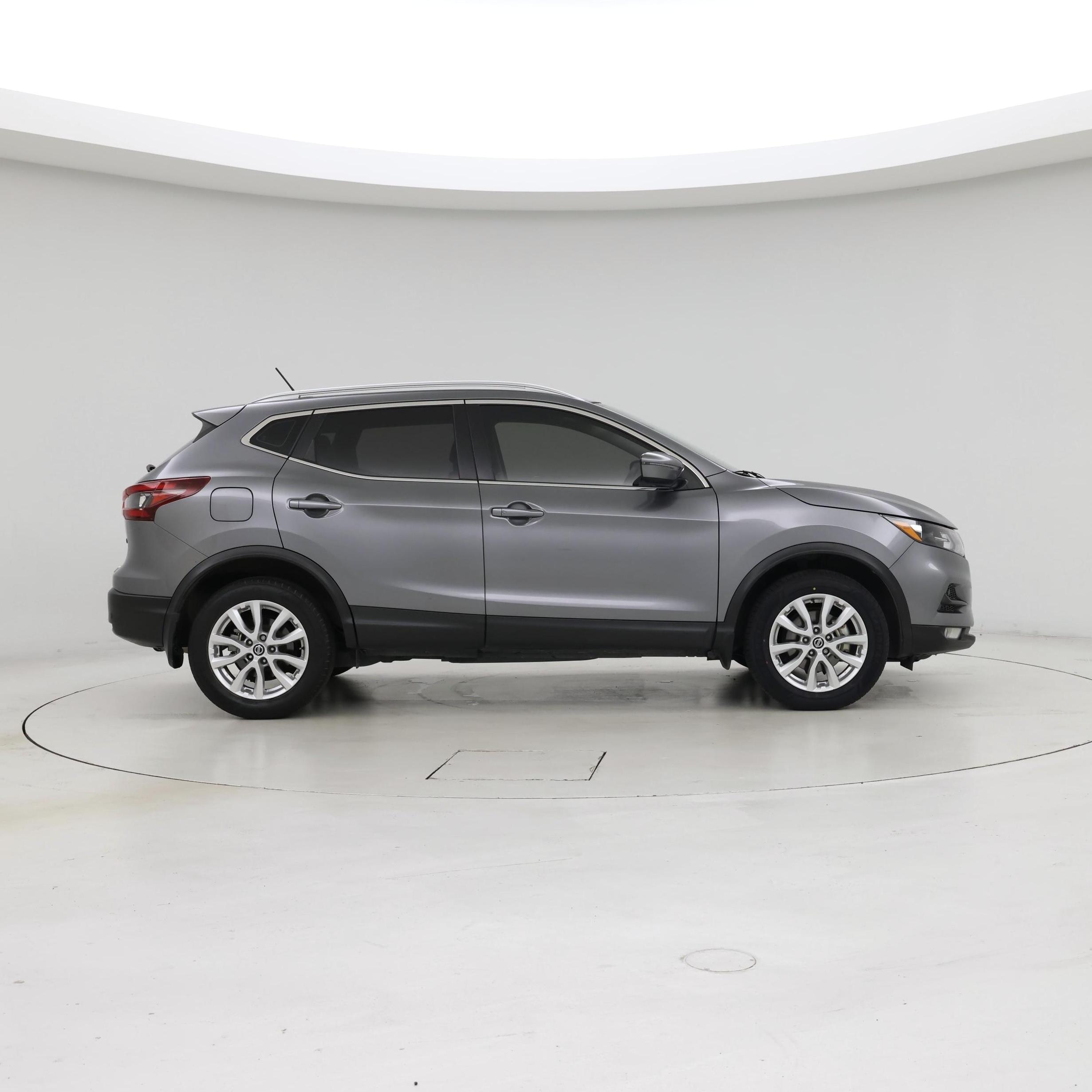 Thumbnail: 2022 Nissan Rogue Sport - 7