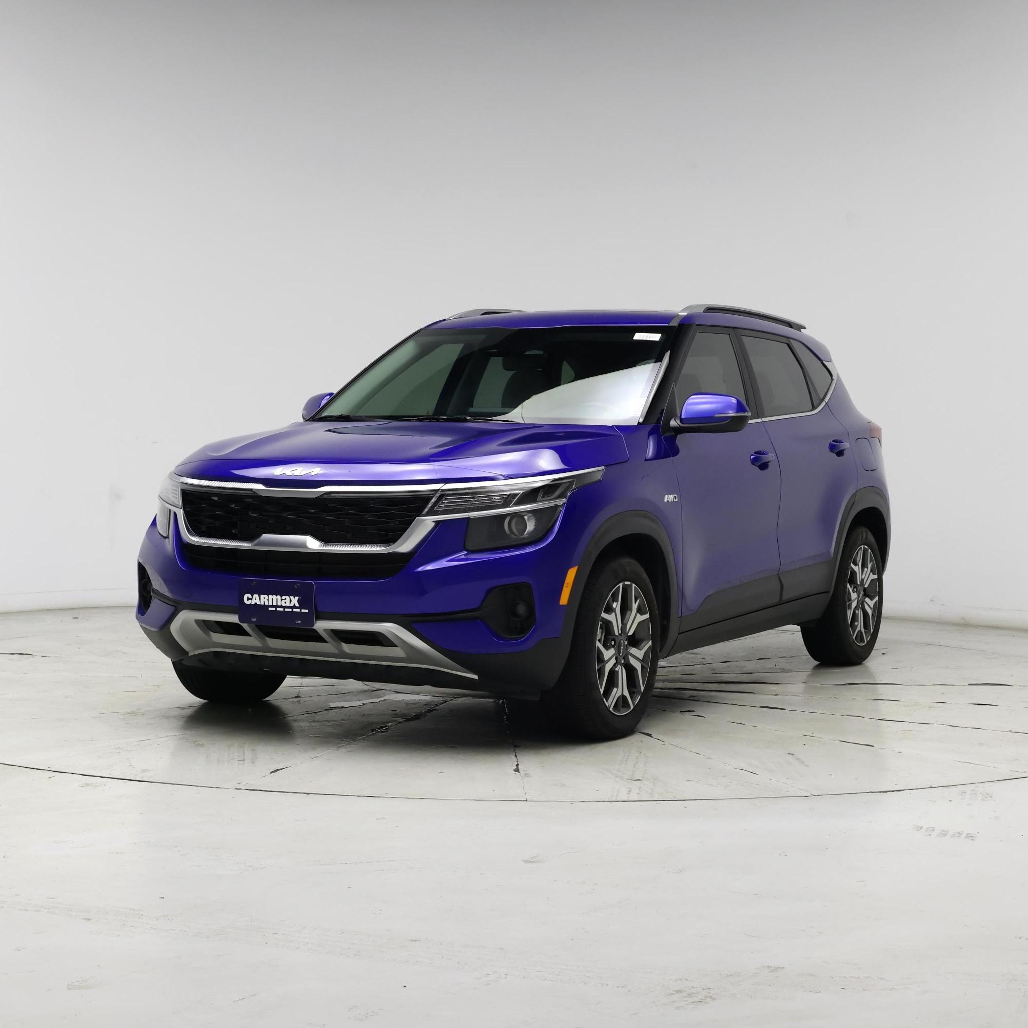 Thumbnail: 2022 Kia Seltos - 4
