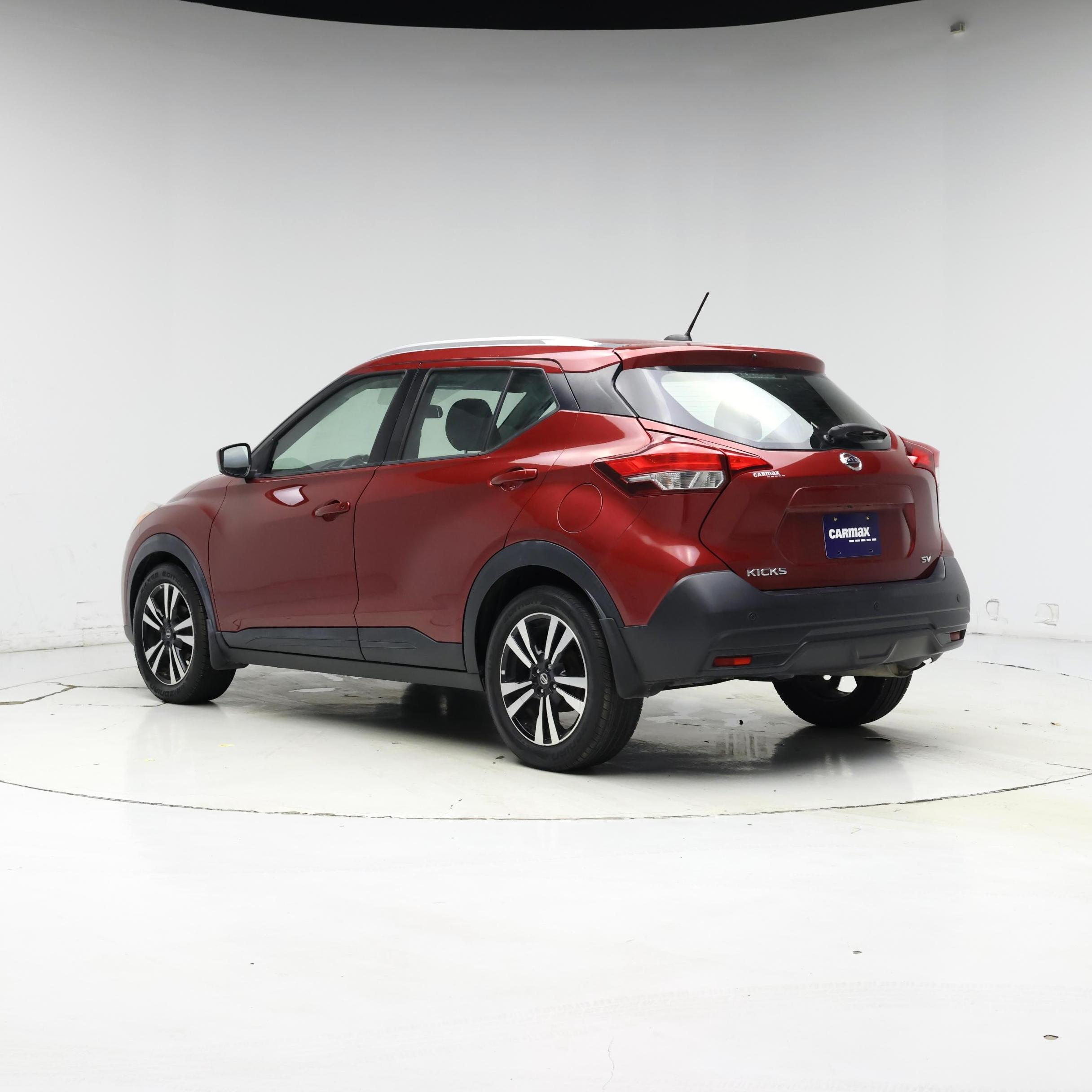 Thumbnail: 2018 Nissan Kicks - 2