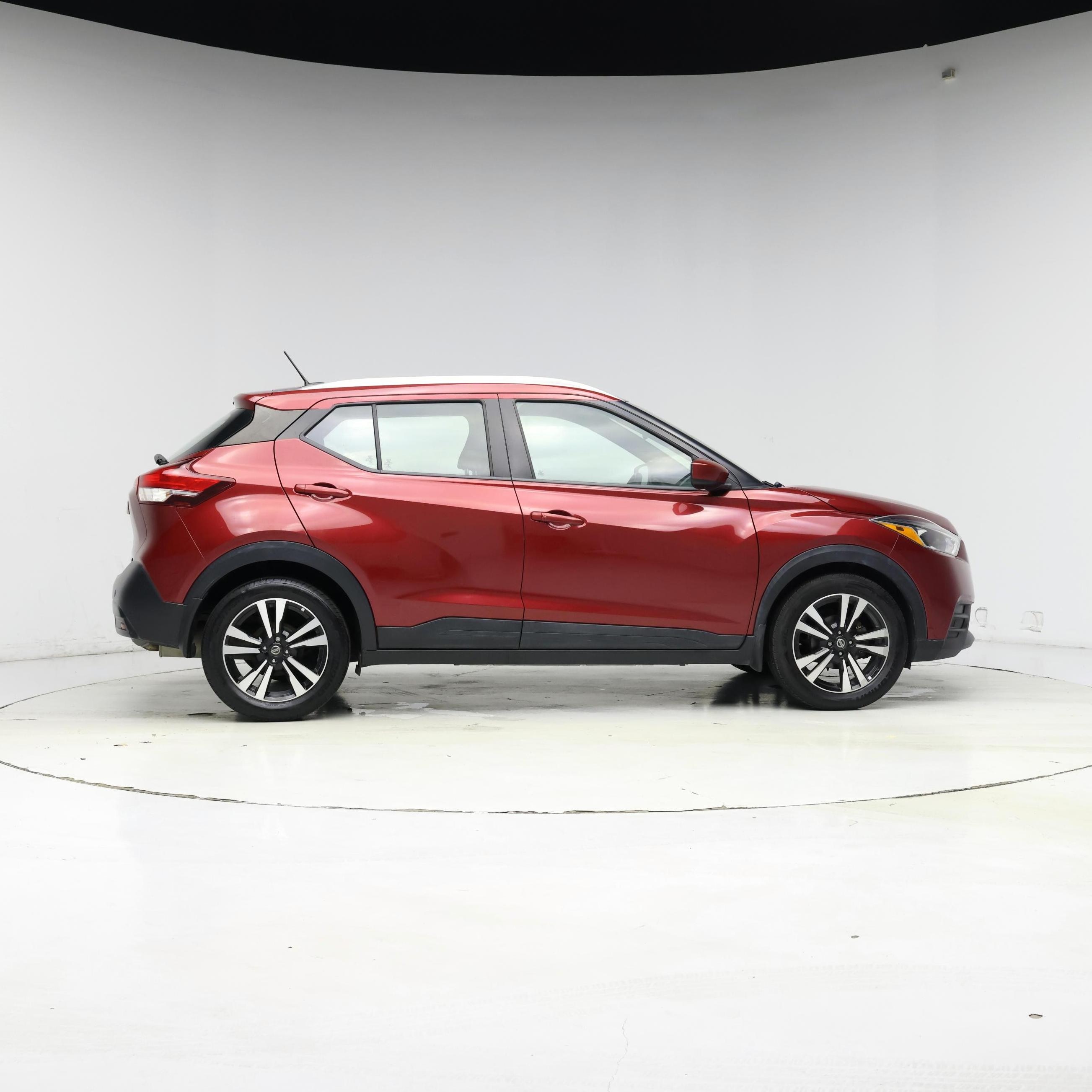 Thumbnail: 2018 Nissan Kicks - 7