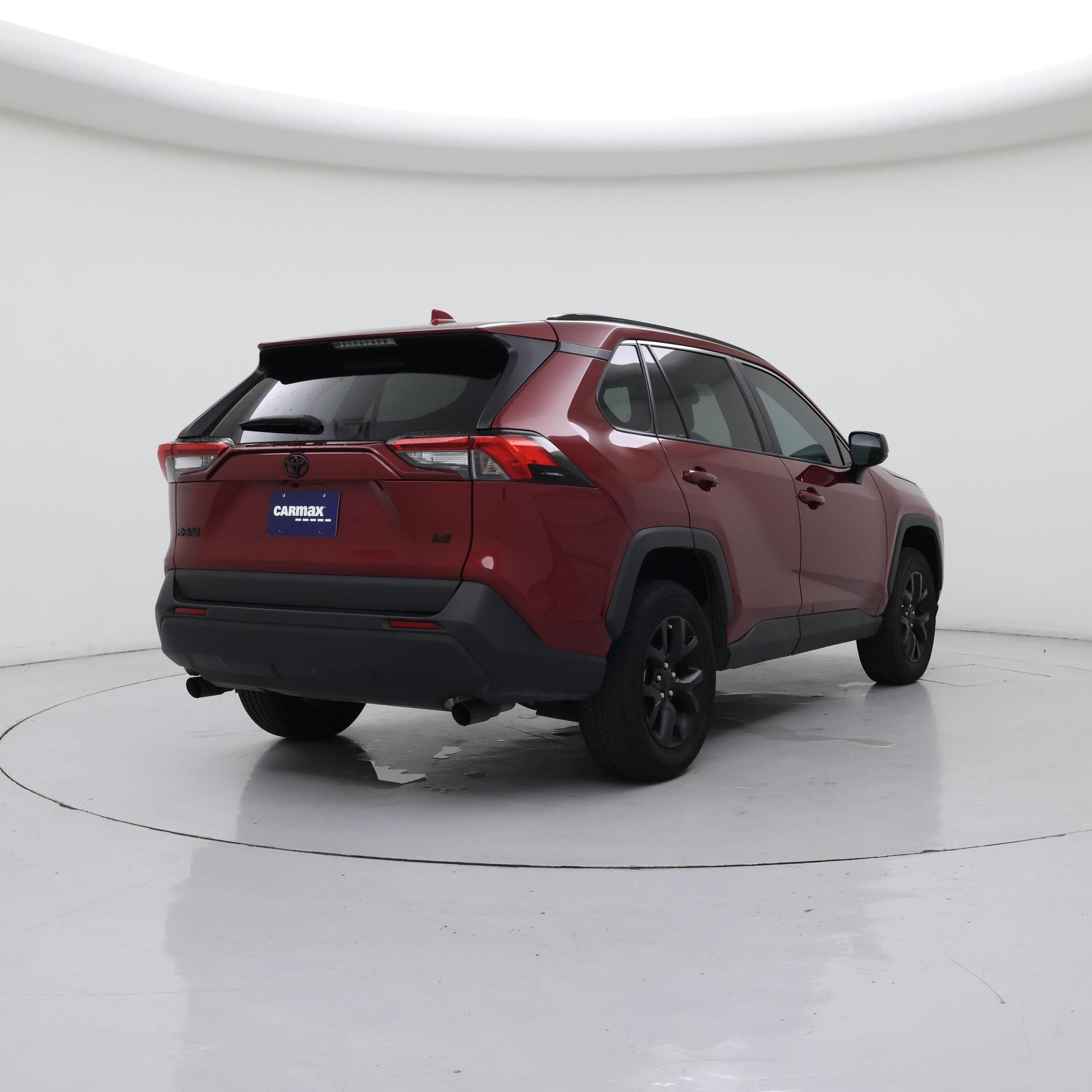 Thumbnail: 2021 Toyota RAV4 - 8