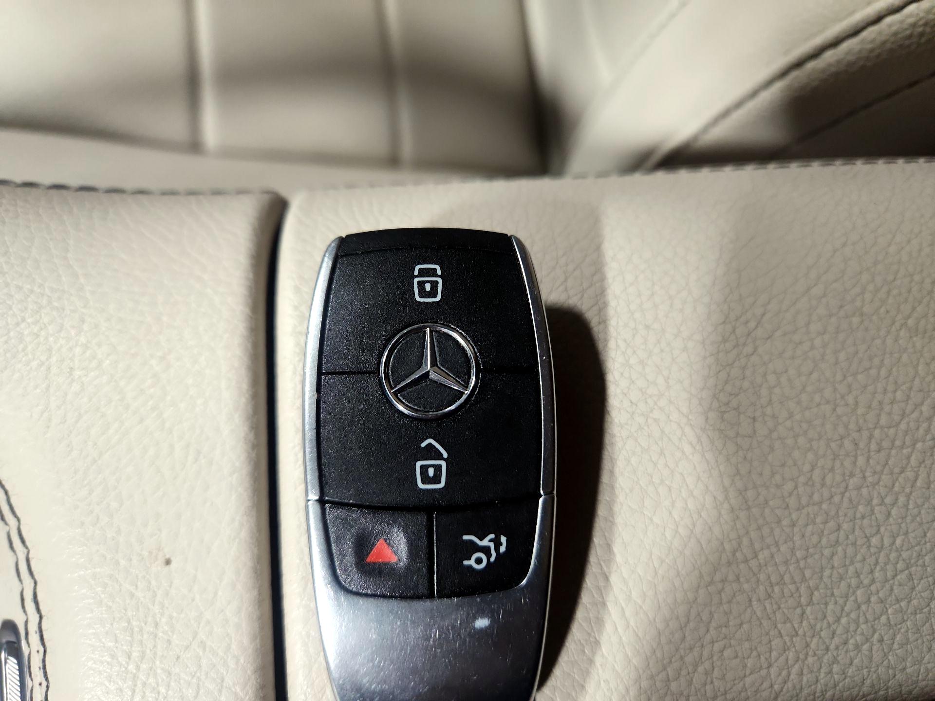 Thumbnail: 2021 Mercedes-Benz GLE - 18