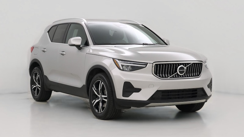 2025 Volvo XC40 B5 Core Hero Image