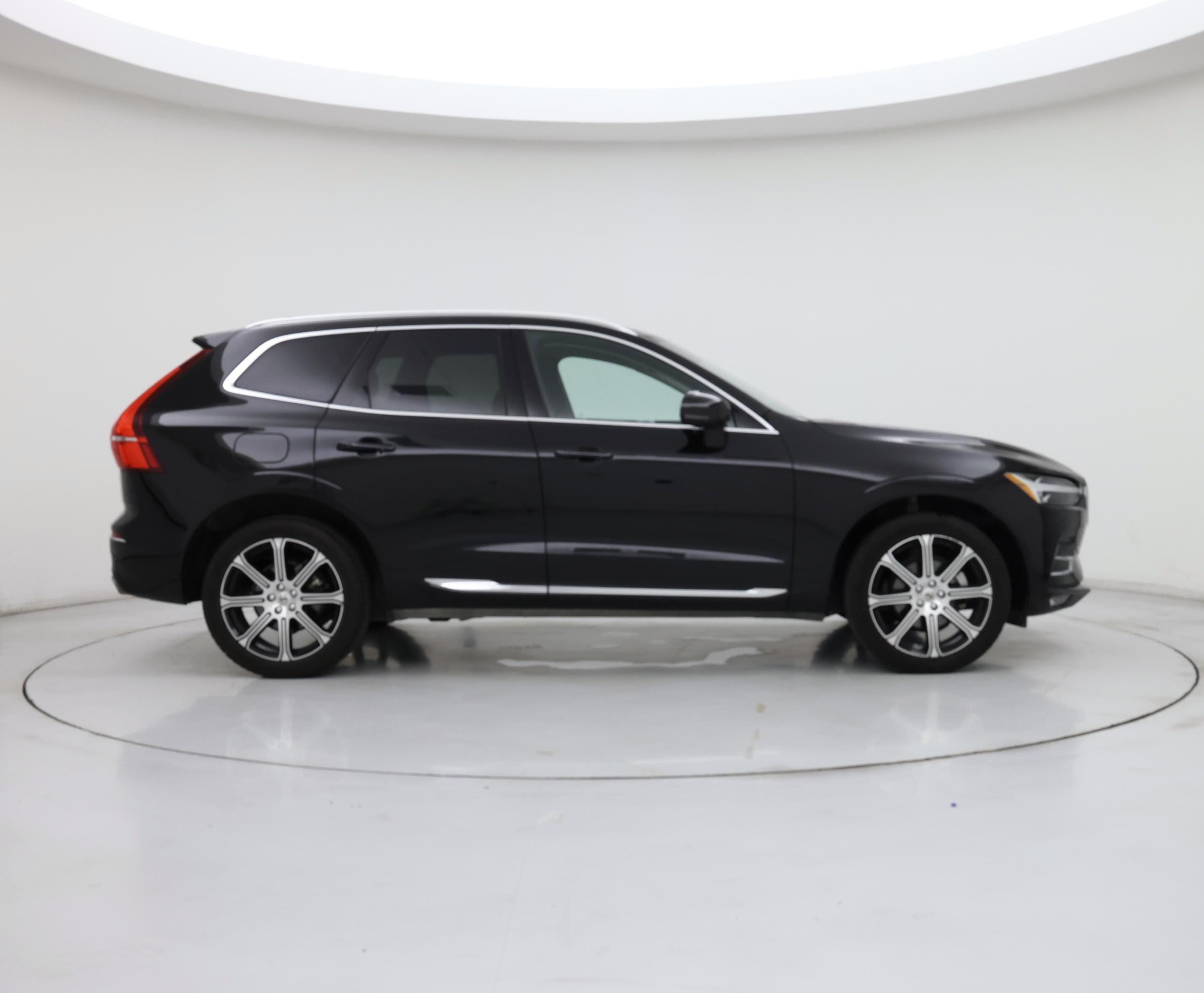 Thumbnail: 2021 Volvo XC60 - 7