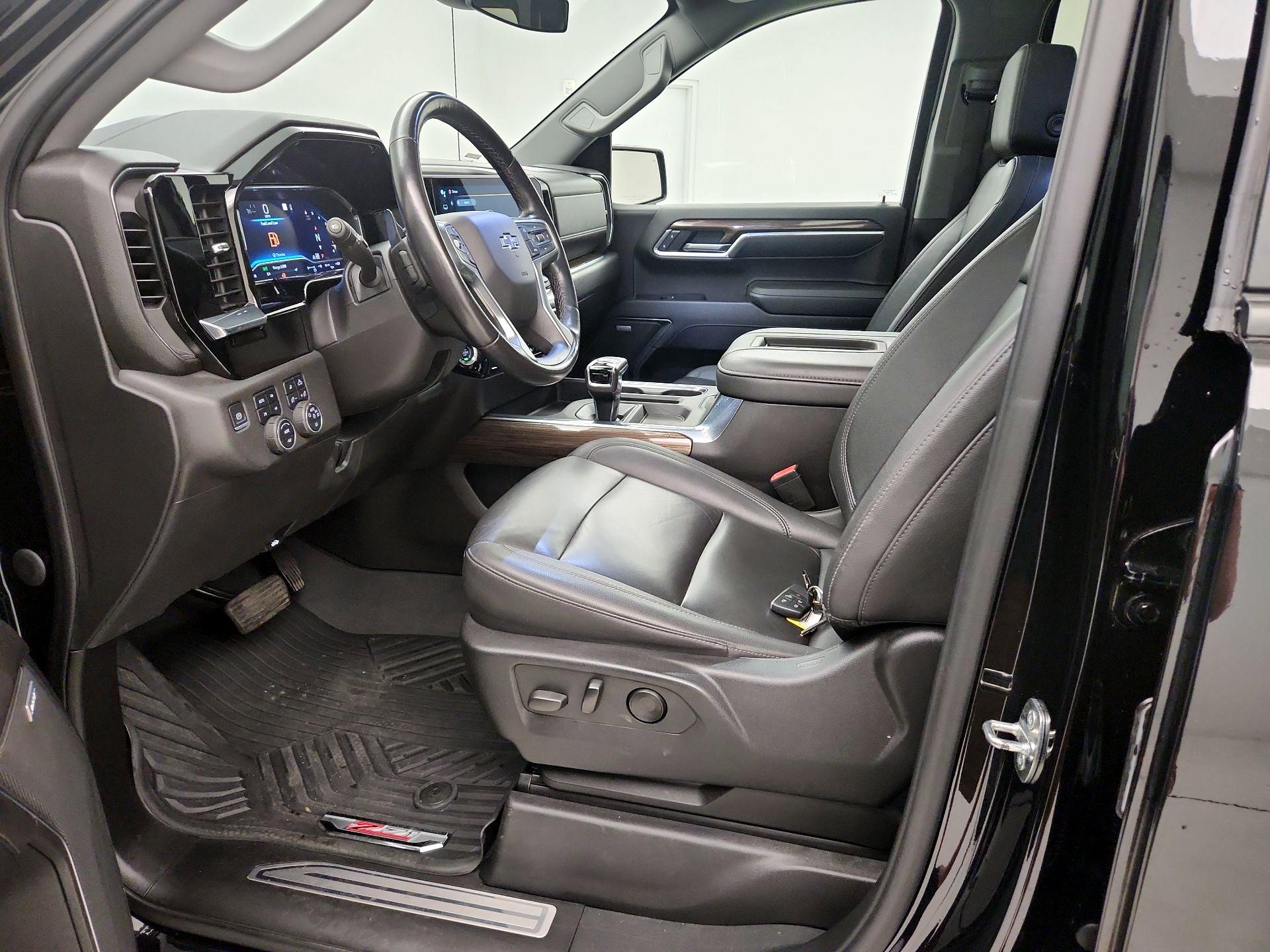 Thumbnail: 2022 Chevrolet Silverado 1500 - 11