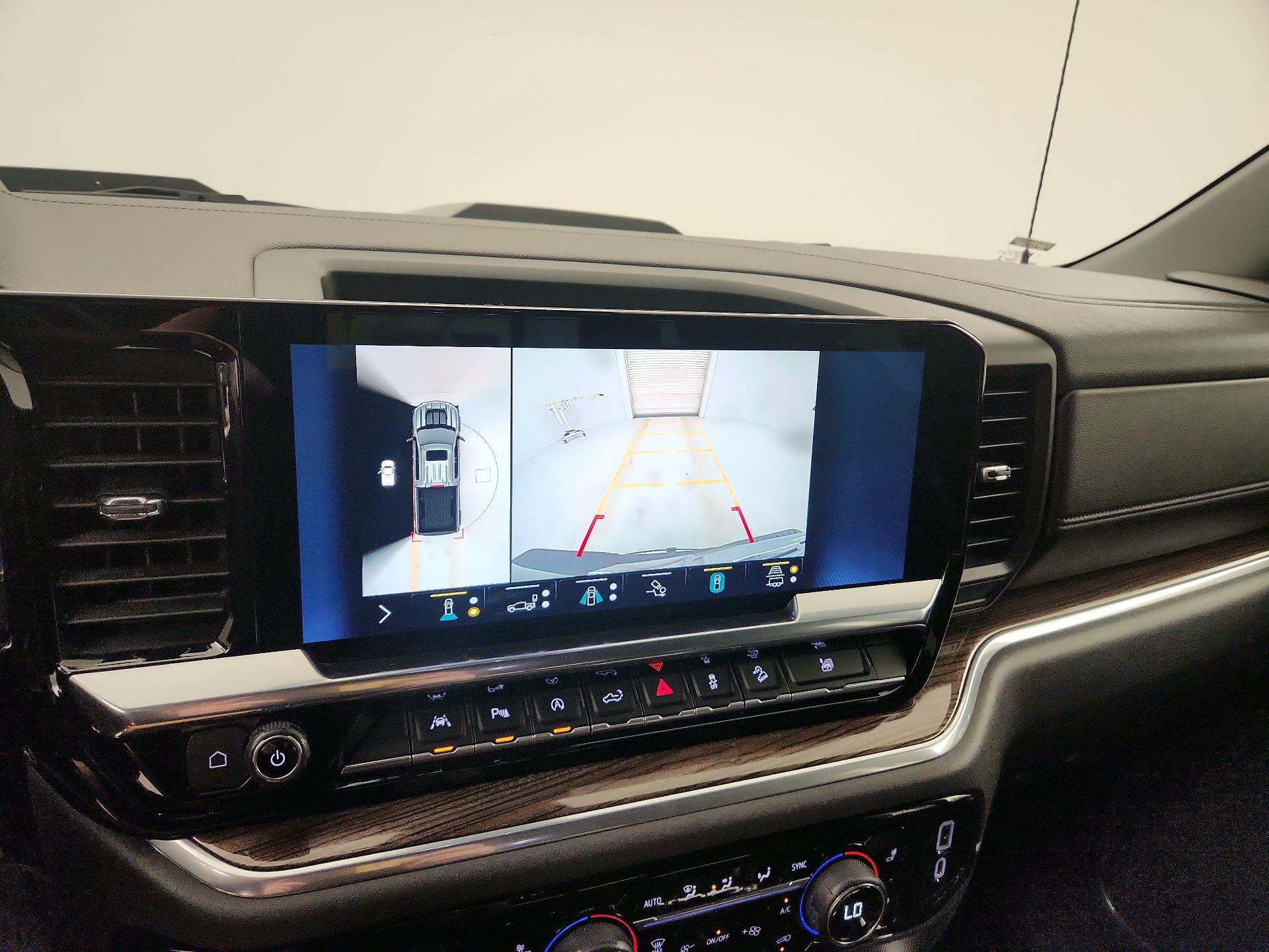 Thumbnail: 2022 Chevrolet Silverado 1500 - 14