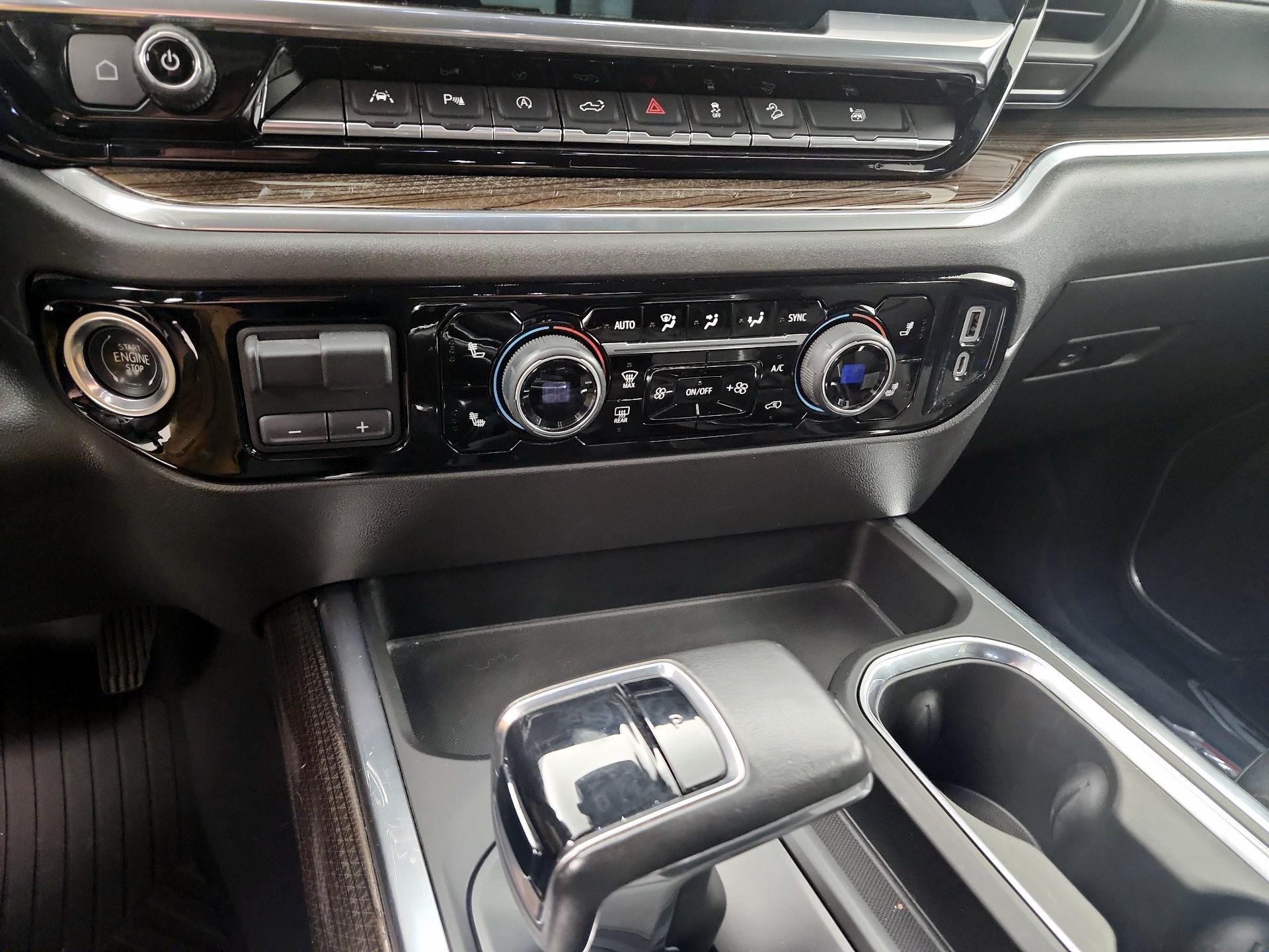 Thumbnail: 2022 Chevrolet Silverado 1500 - 16