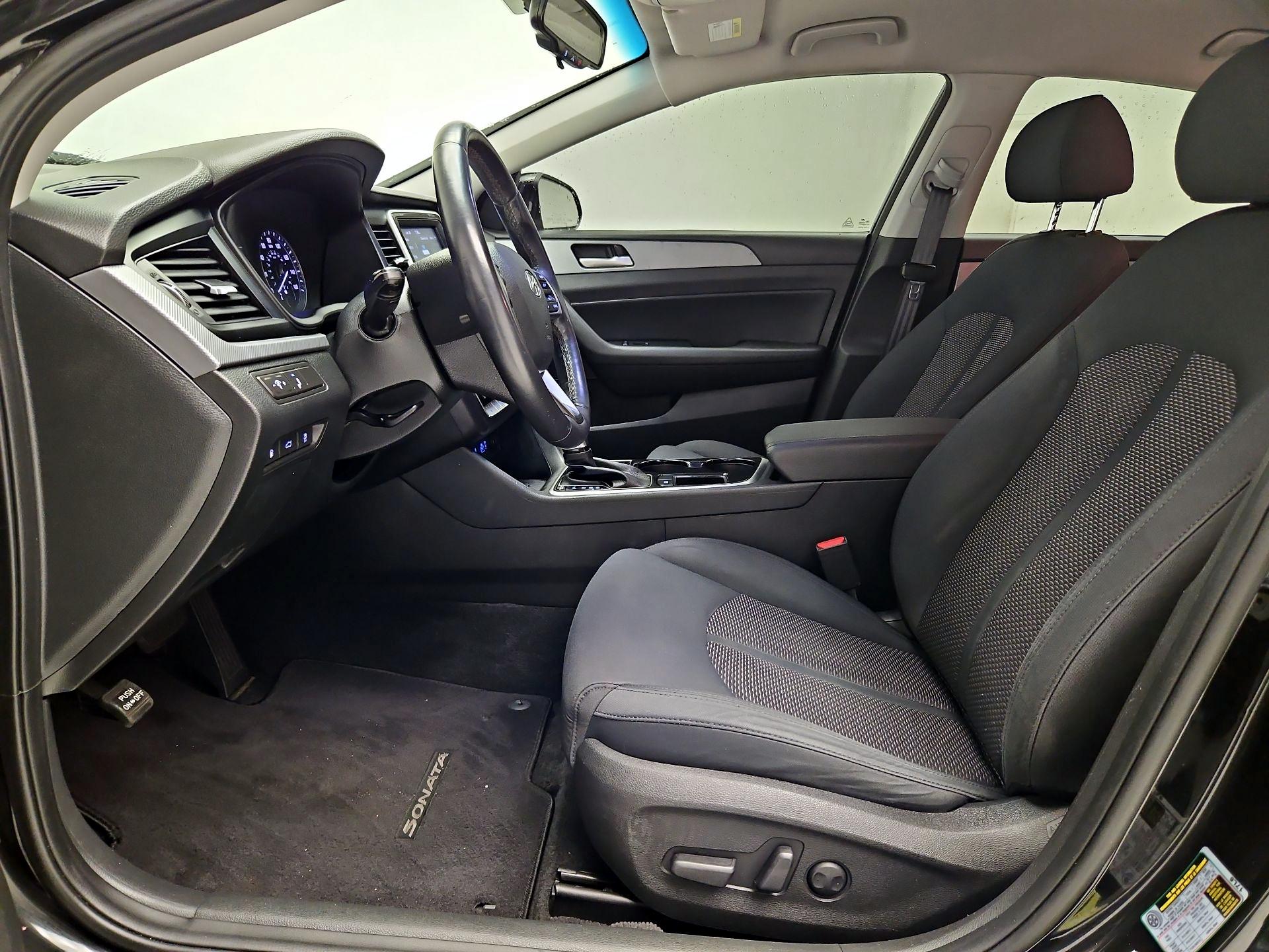 Thumbnail: 2019 Hyundai Sonata - 11