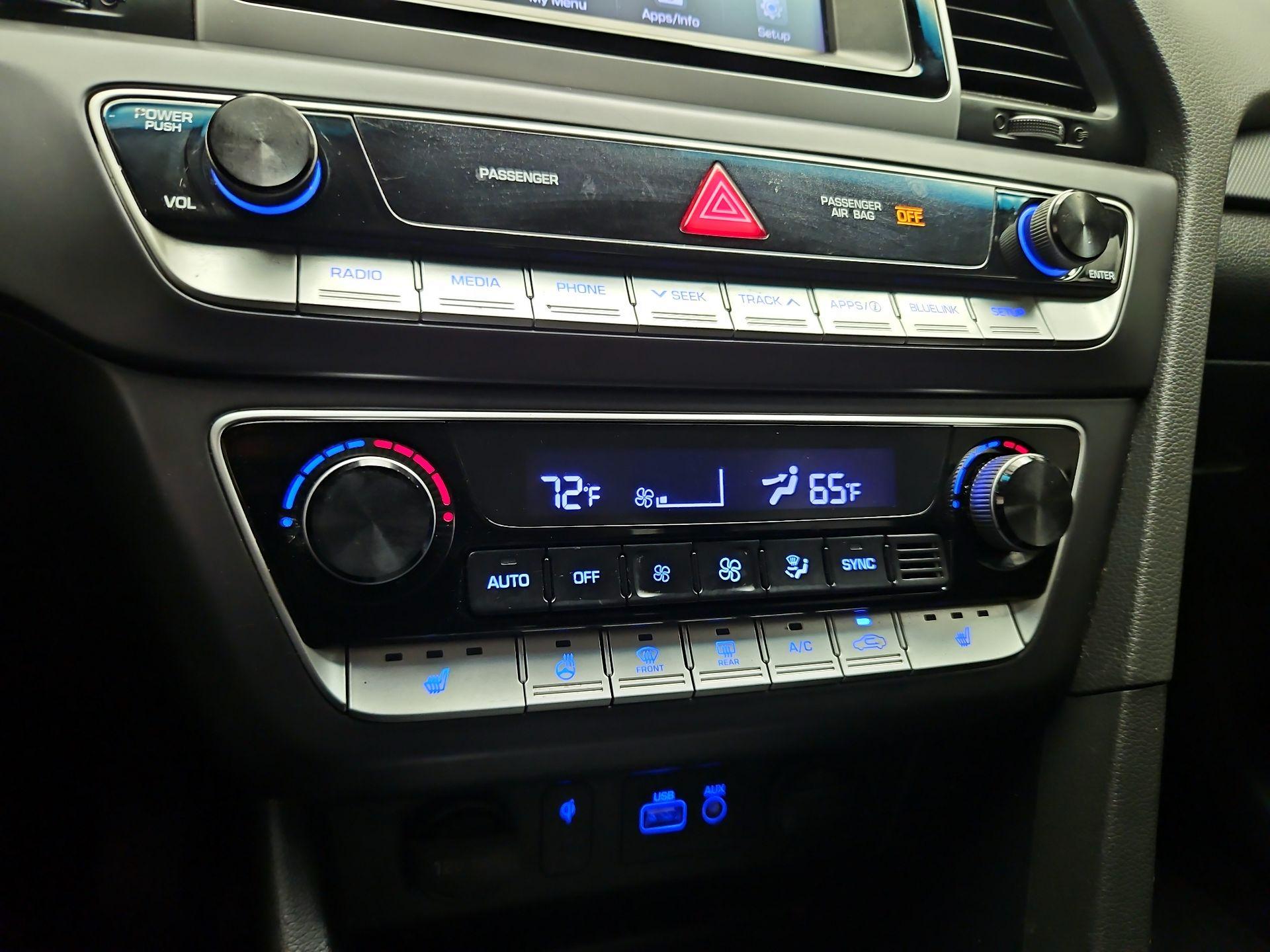 Thumbnail: 2019 Hyundai Sonata - 15