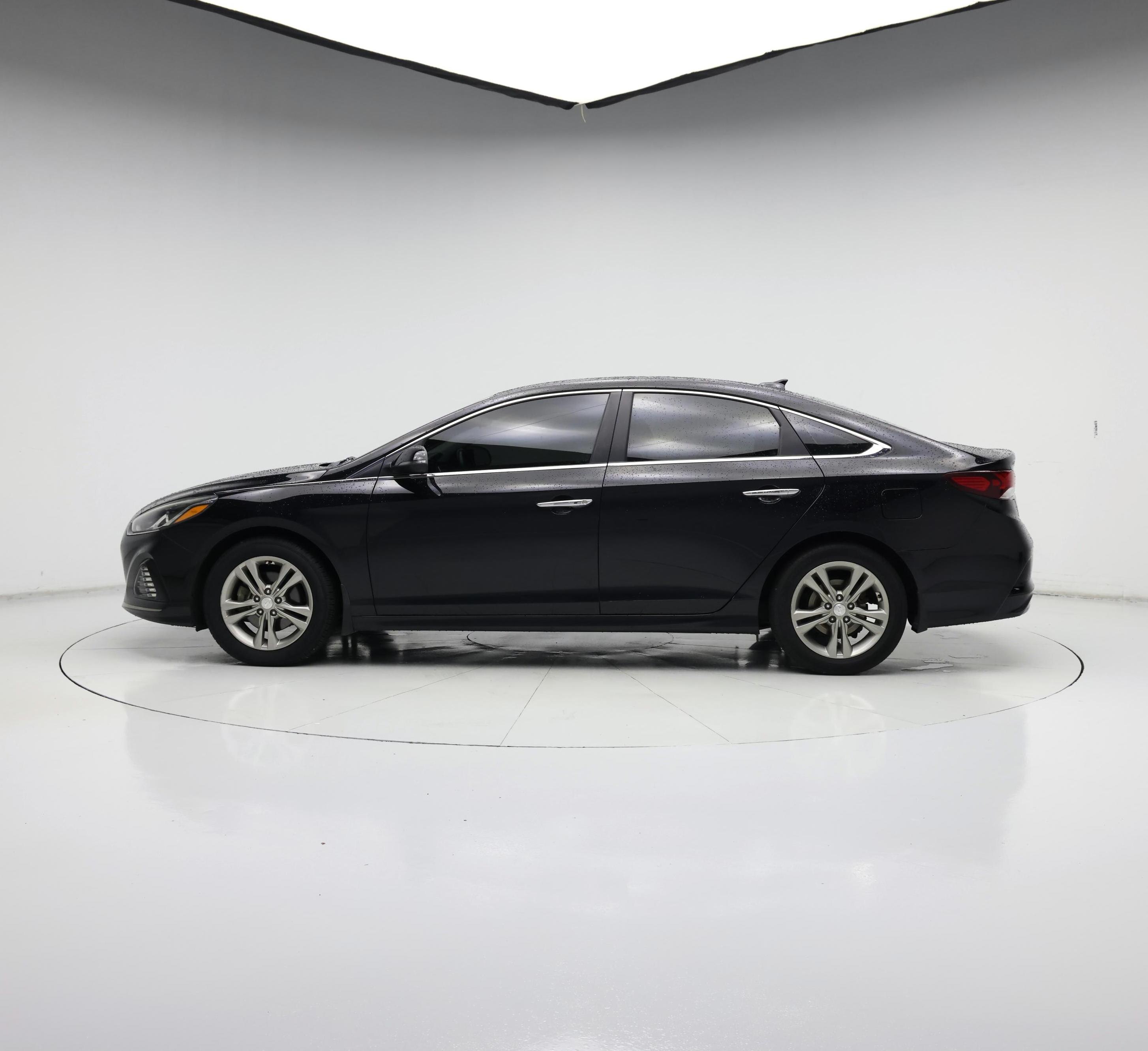 Thumbnail: 2019 Hyundai Sonata - 3