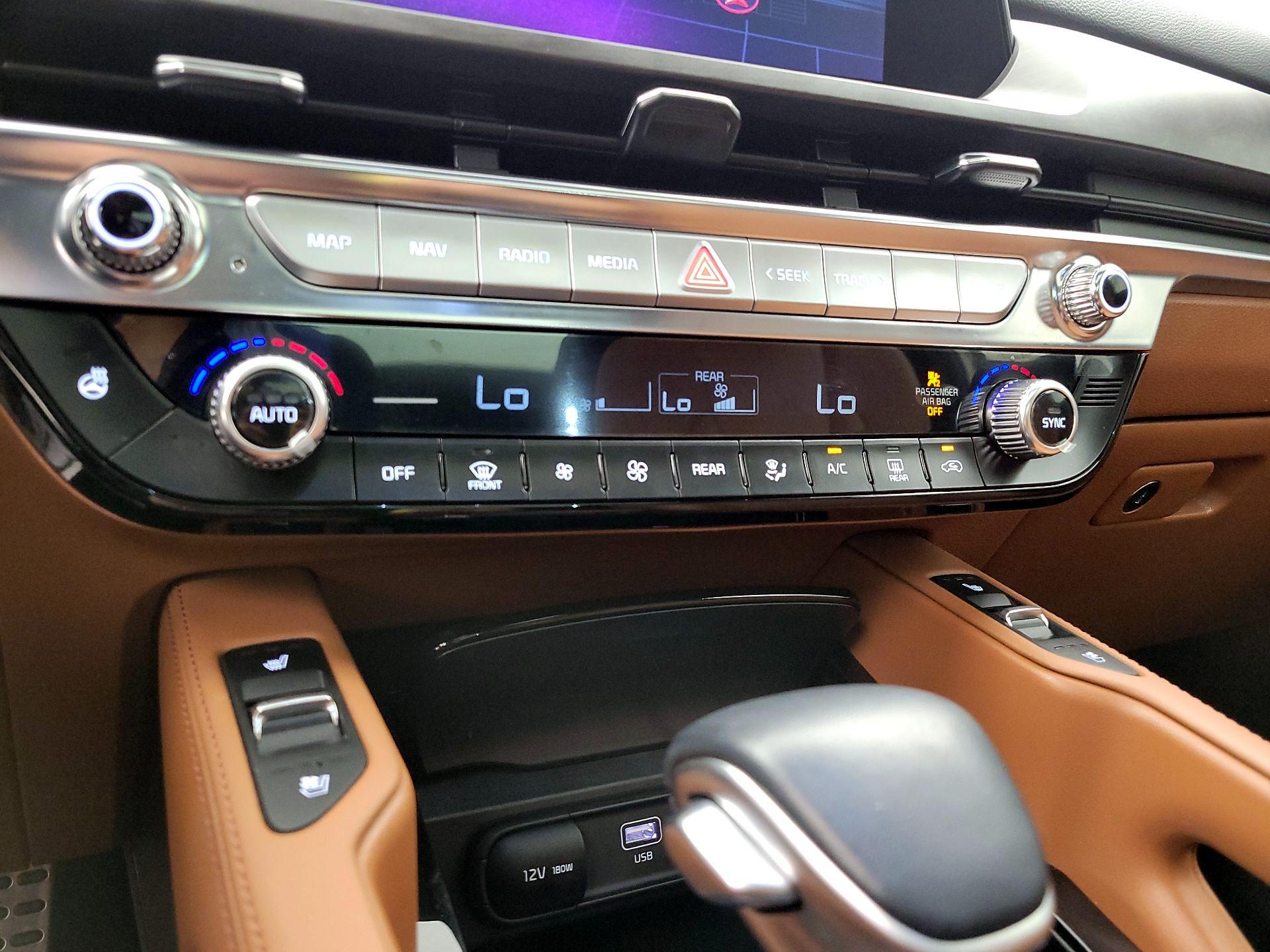 Thumbnail: 2025 Kia Telluride - 17