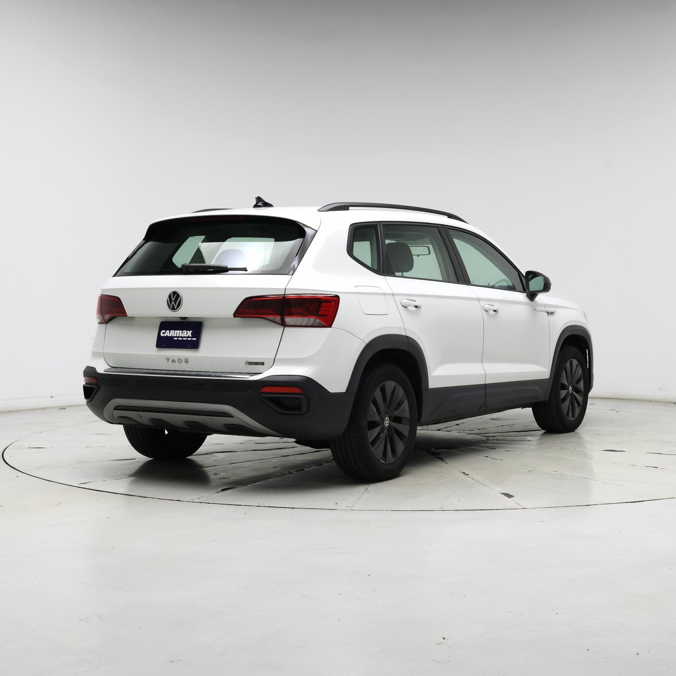 Thumbnail: 2022 Volkswagen Taos - 8