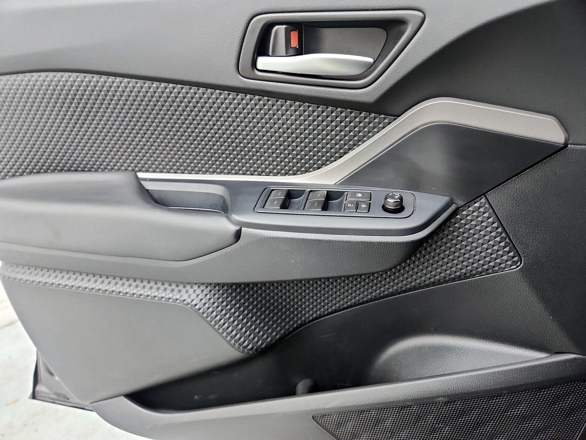 Thumbnail: 2021 Toyota C-HR - 12