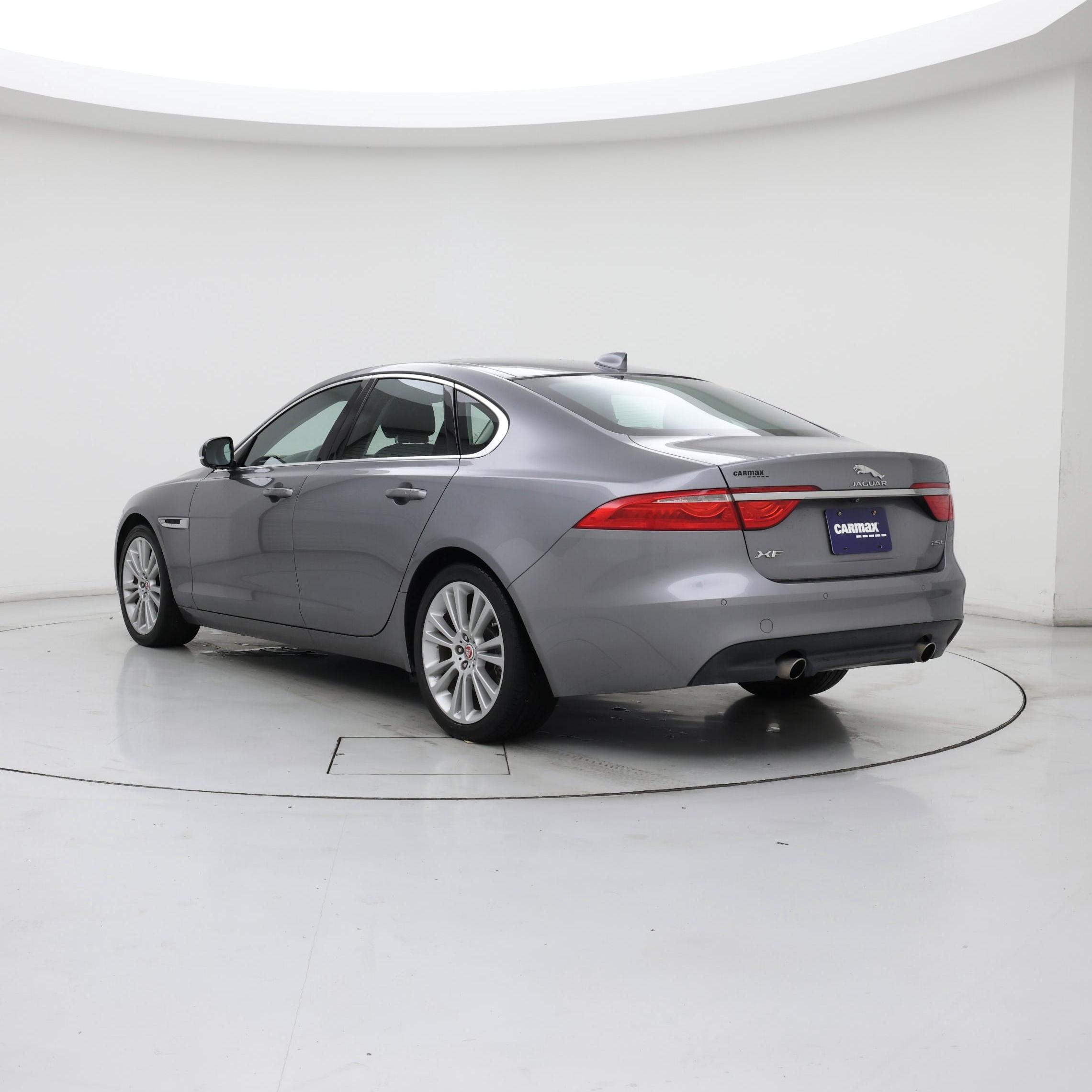 Thumbnail: 2020 Jaguar XF - 2
