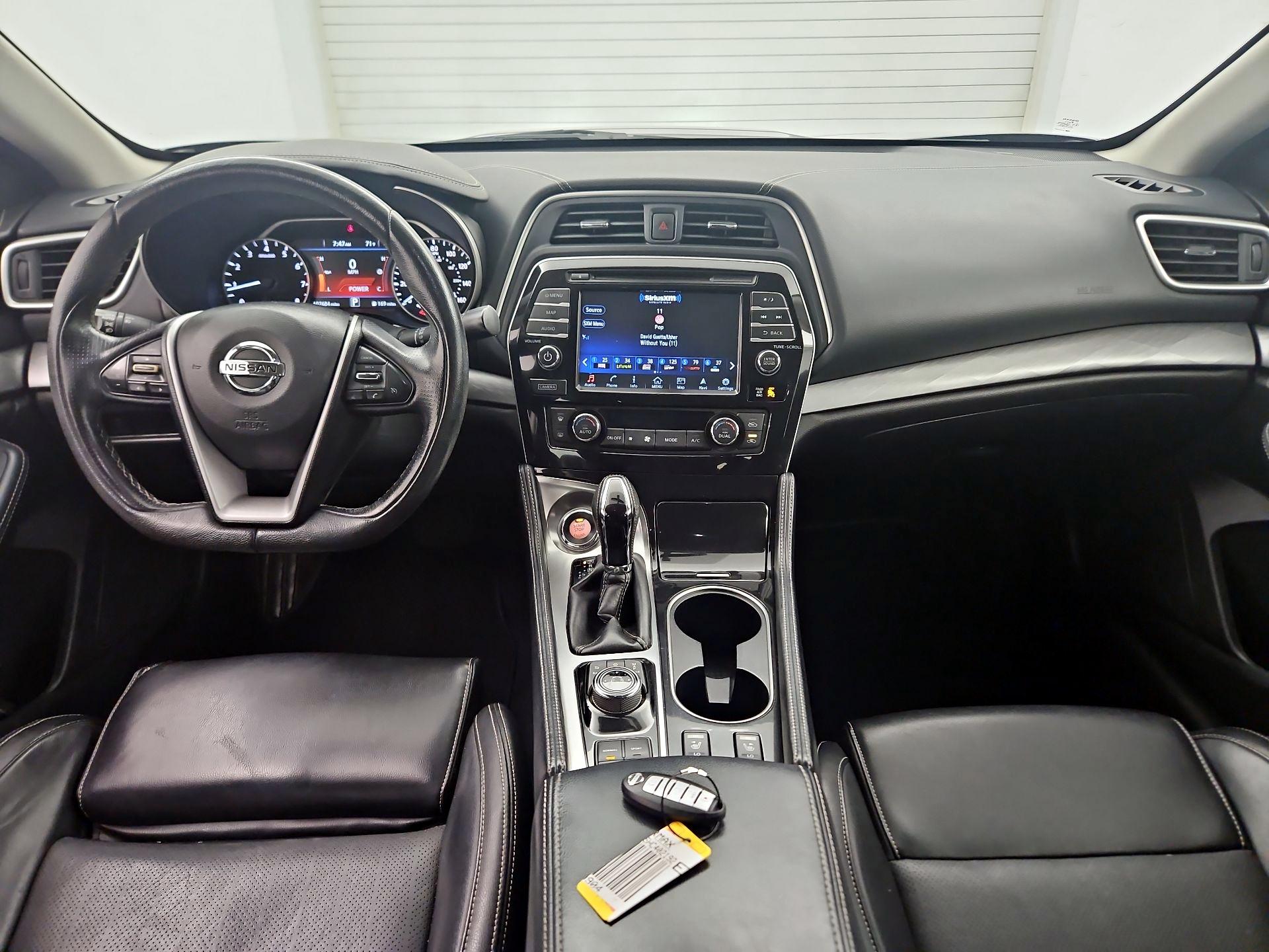 Thumbnail: 2017 Nissan Maxima - 9