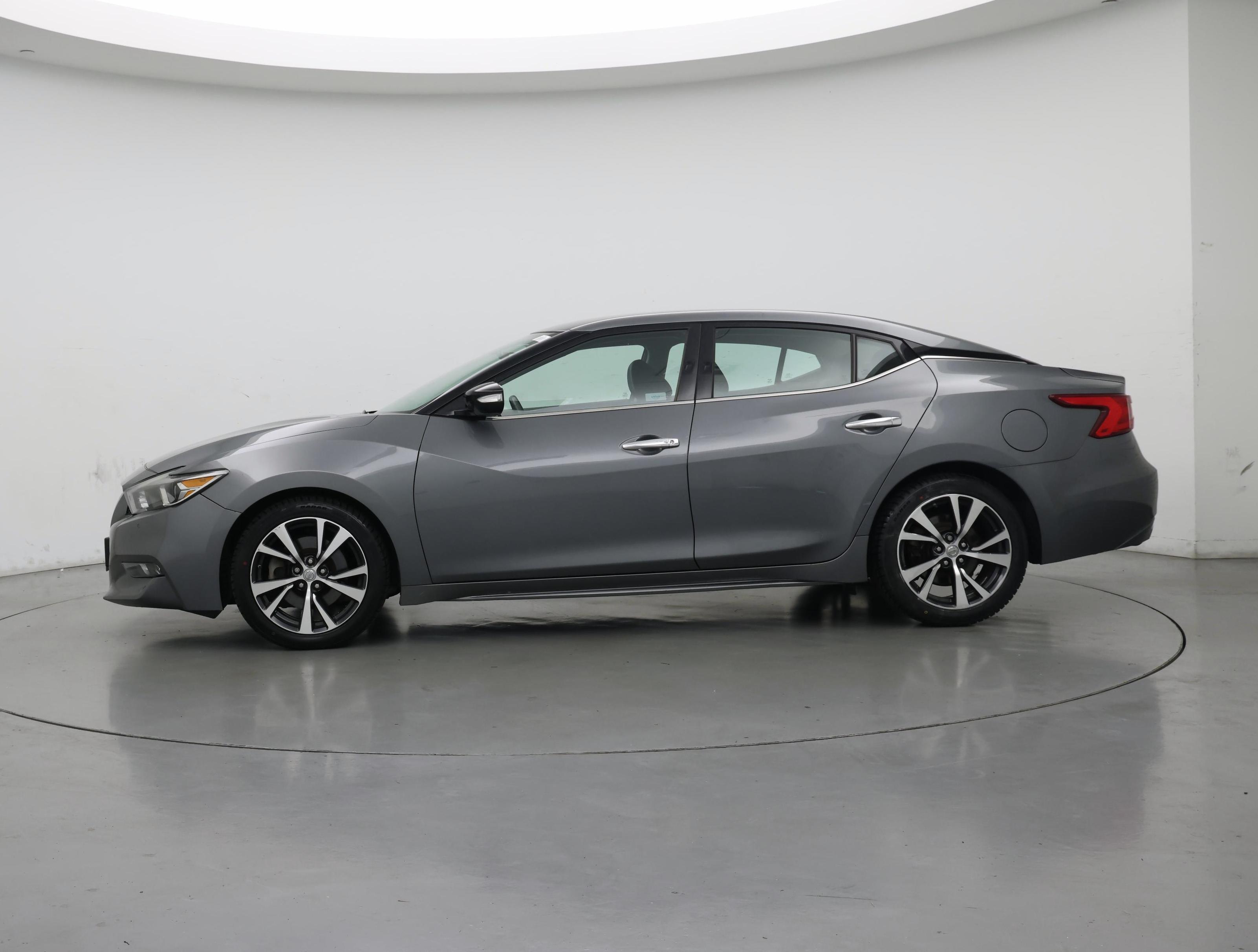 Thumbnail: 2017 Nissan Maxima - 3