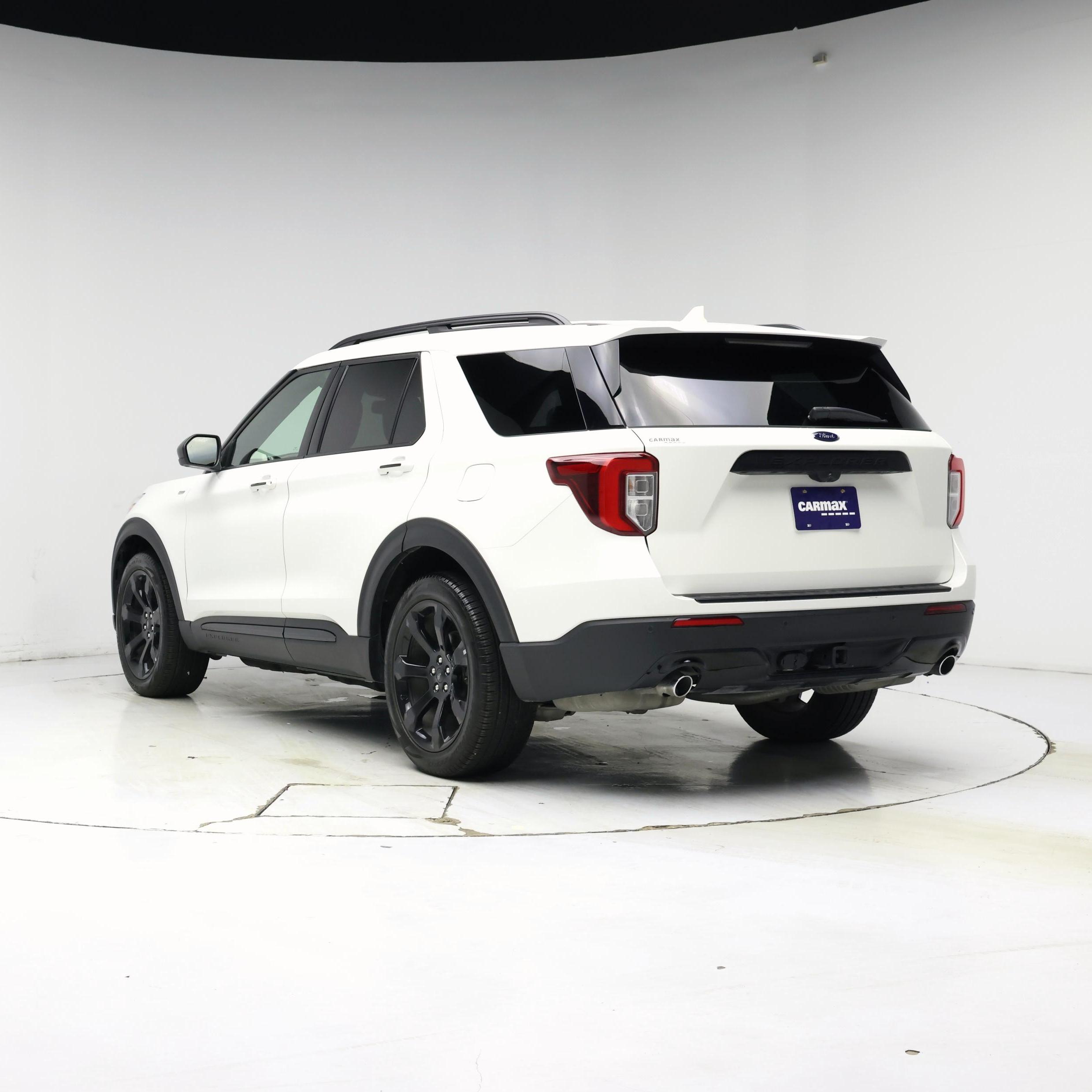 Thumbnail: 2023 Ford Explorer - 2