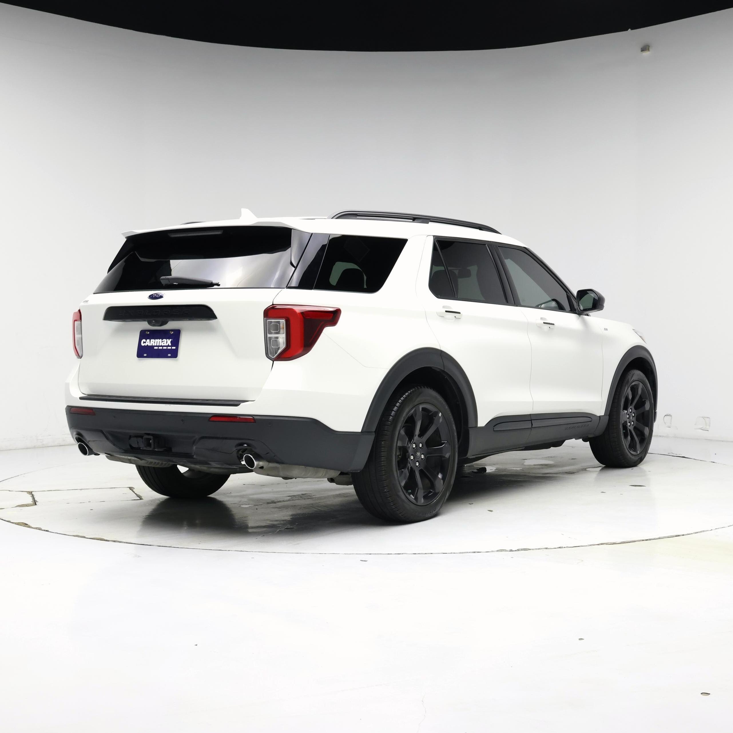 Thumbnail: 2023 Ford Explorer - 8