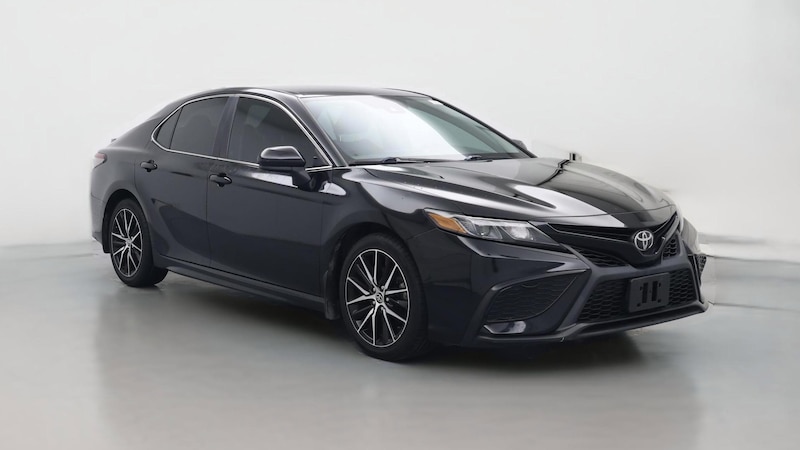 2021 Toyota Camry SE Hero Image