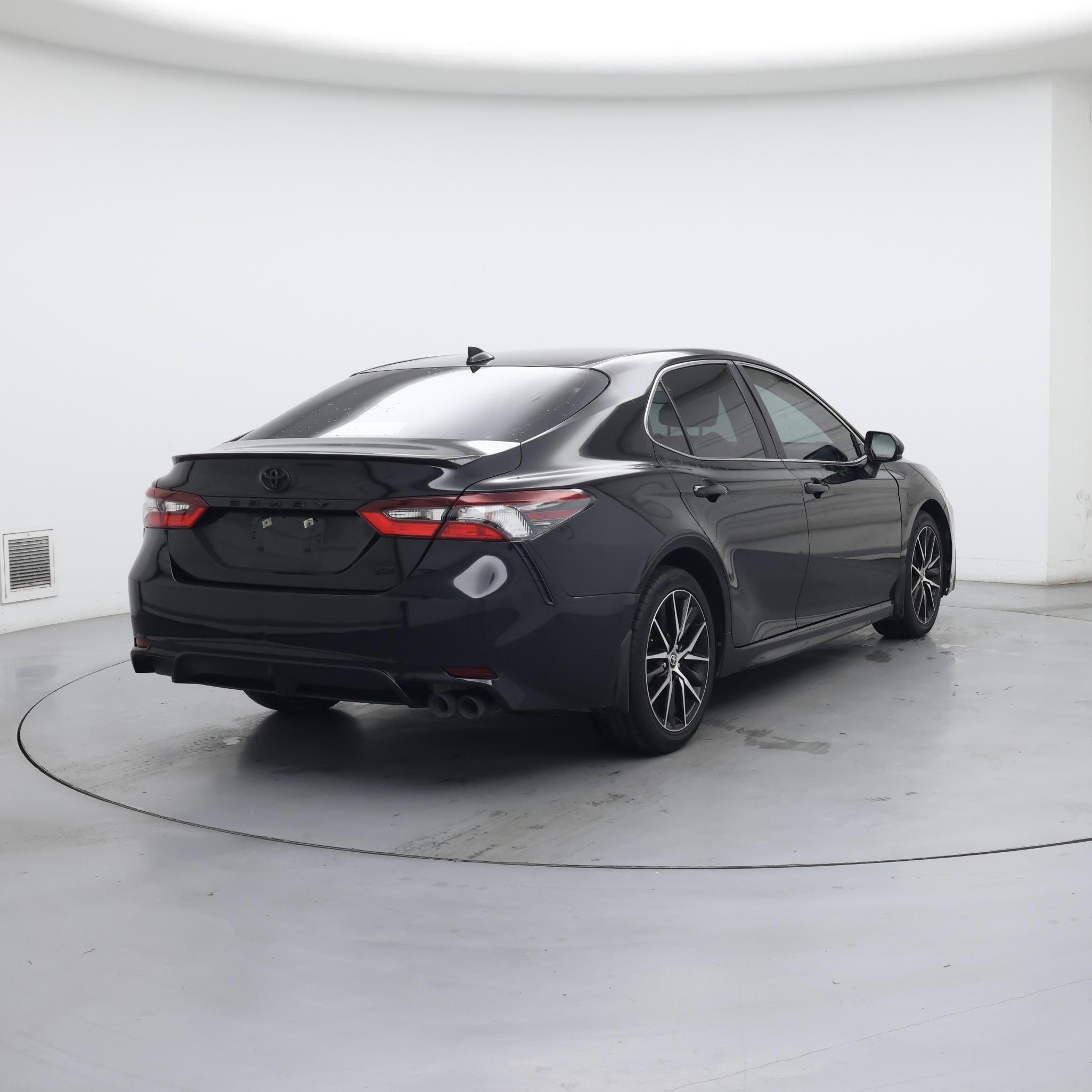 Thumbnail: 2021 Toyota Camry - 8