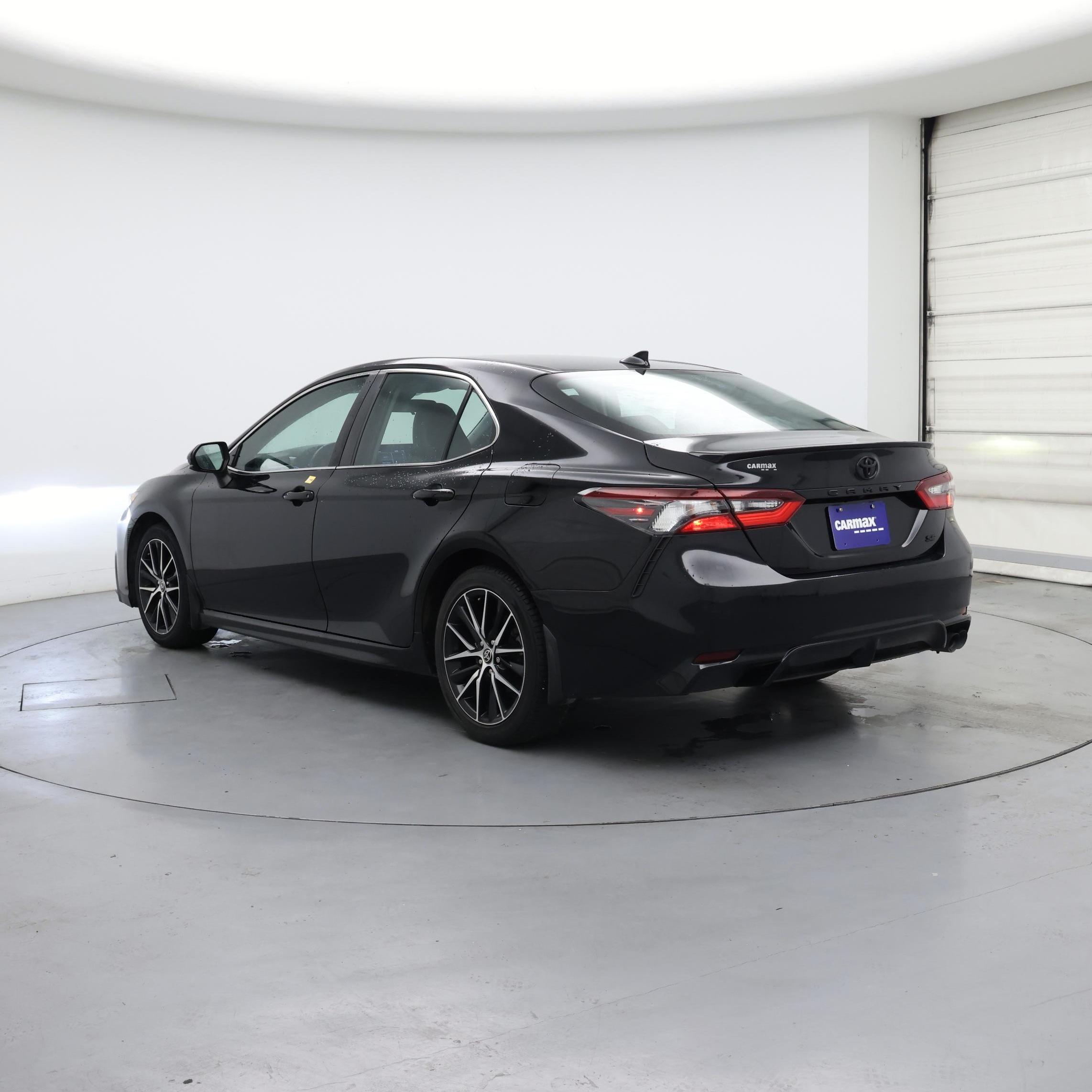 Thumbnail: 2021 Toyota Camry - 2