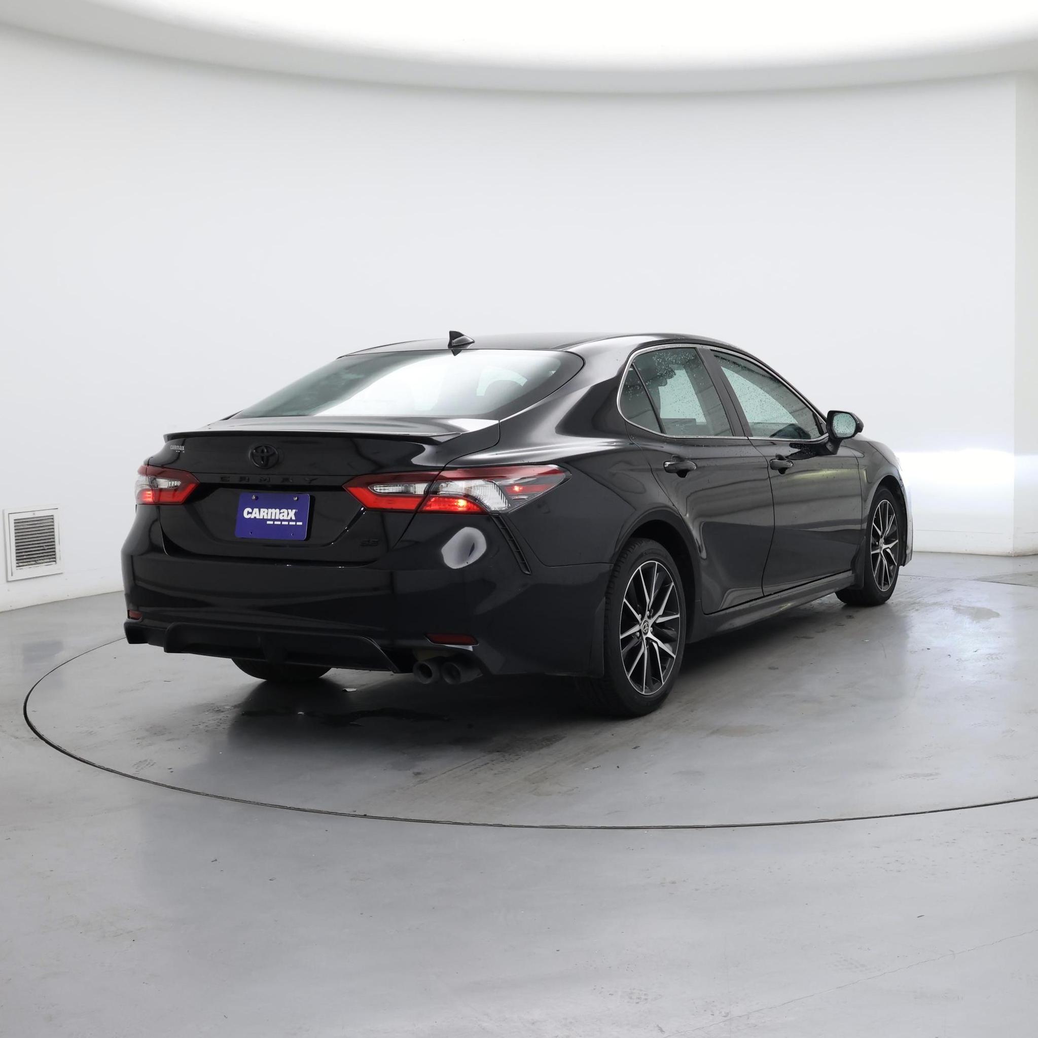 Thumbnail: 2021 Toyota Camry - 8