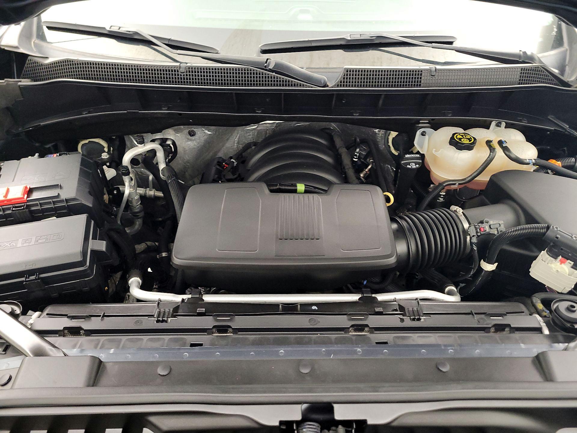 Thumbnail: 2021 Chevrolet Silverado 1500 - 17