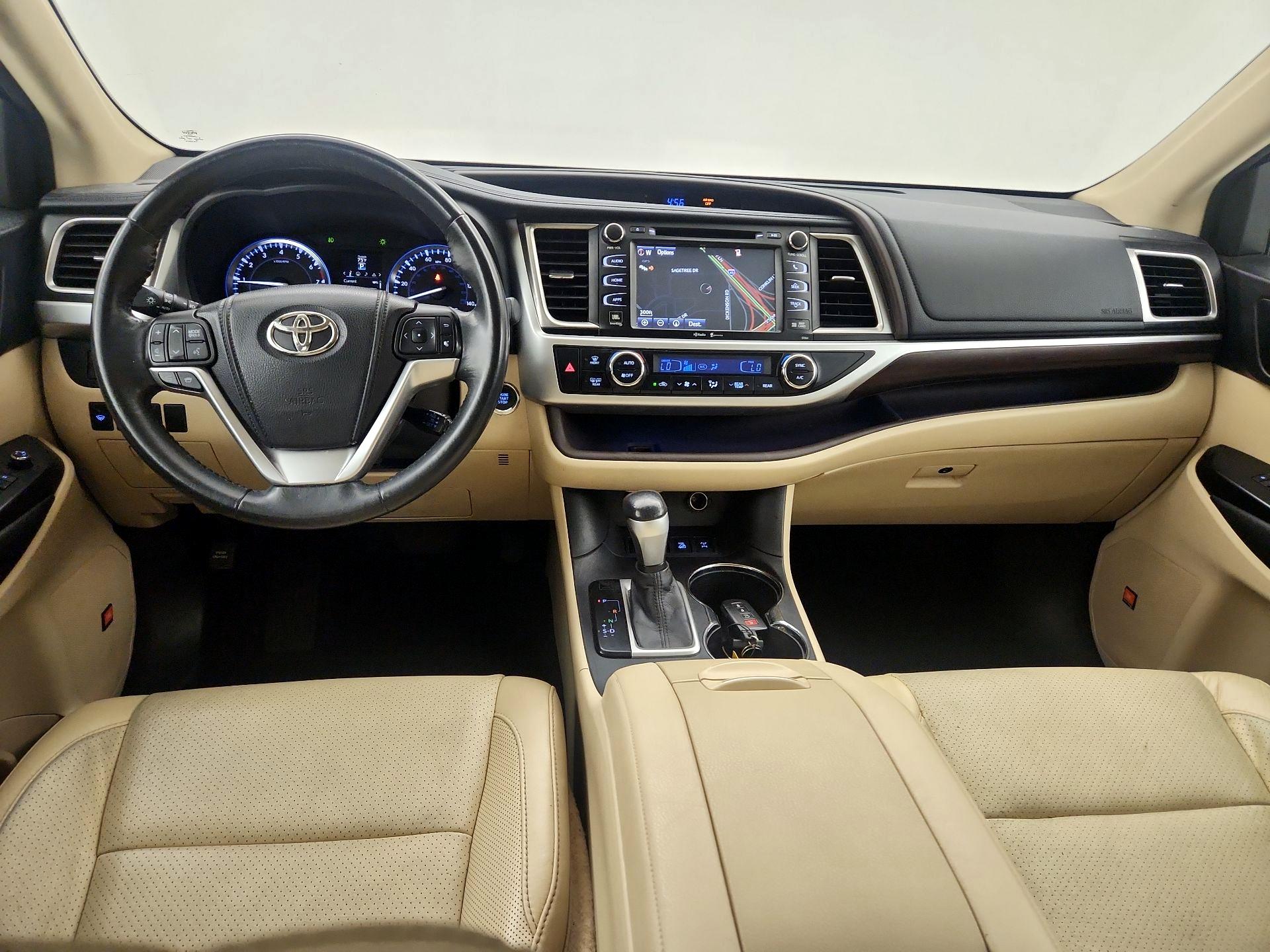 Thumbnail: 2014 Toyota Highlander - 9