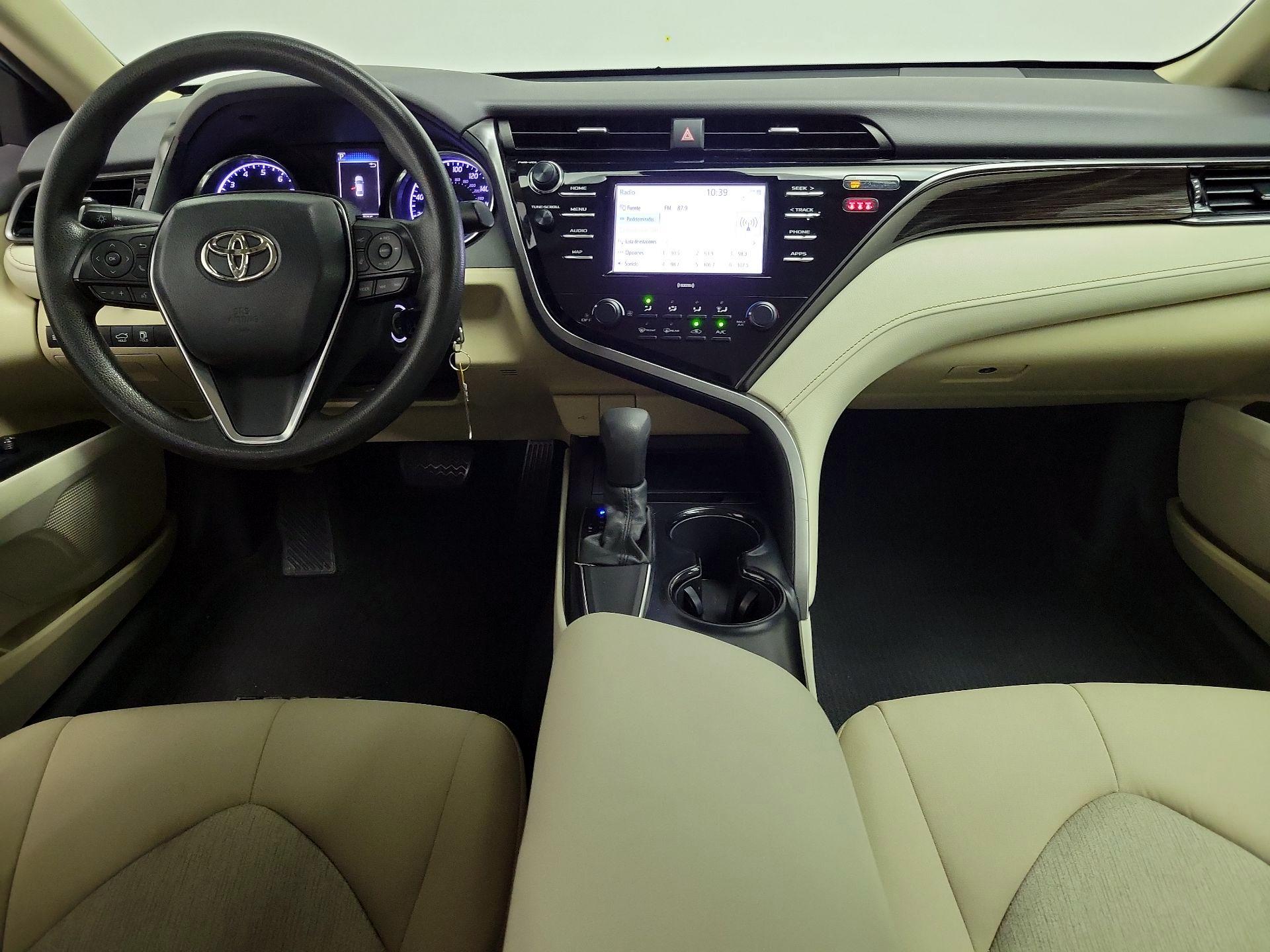 Thumbnail: 2020 Toyota Camry - 9