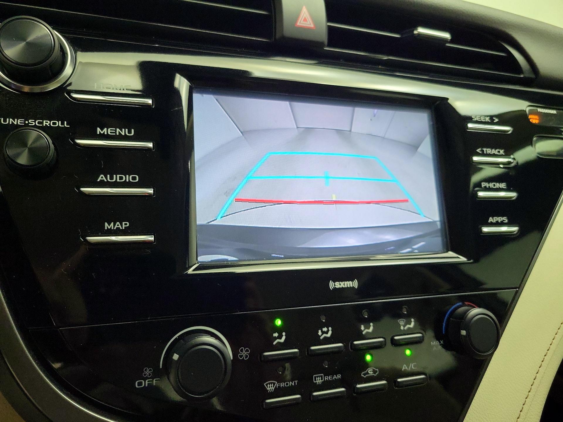 Thumbnail: 2020 Toyota Camry - 14