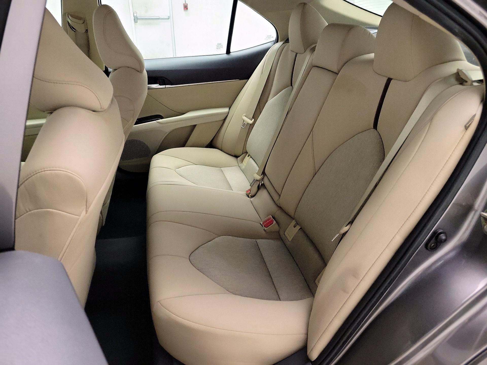 Thumbnail: 2020 Toyota Camry - 19