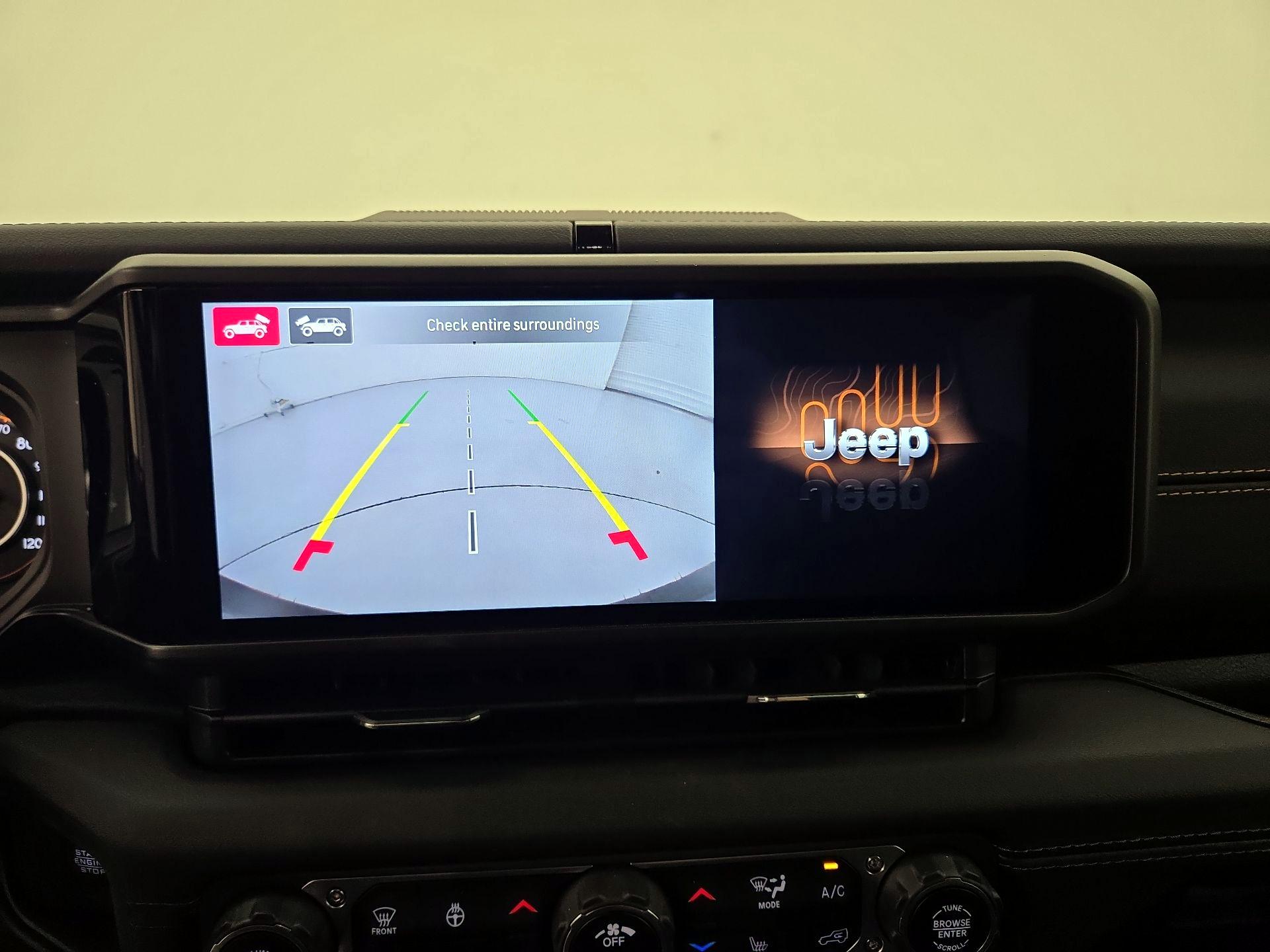 Thumbnail: 2024 Jeep Wrangler - 15