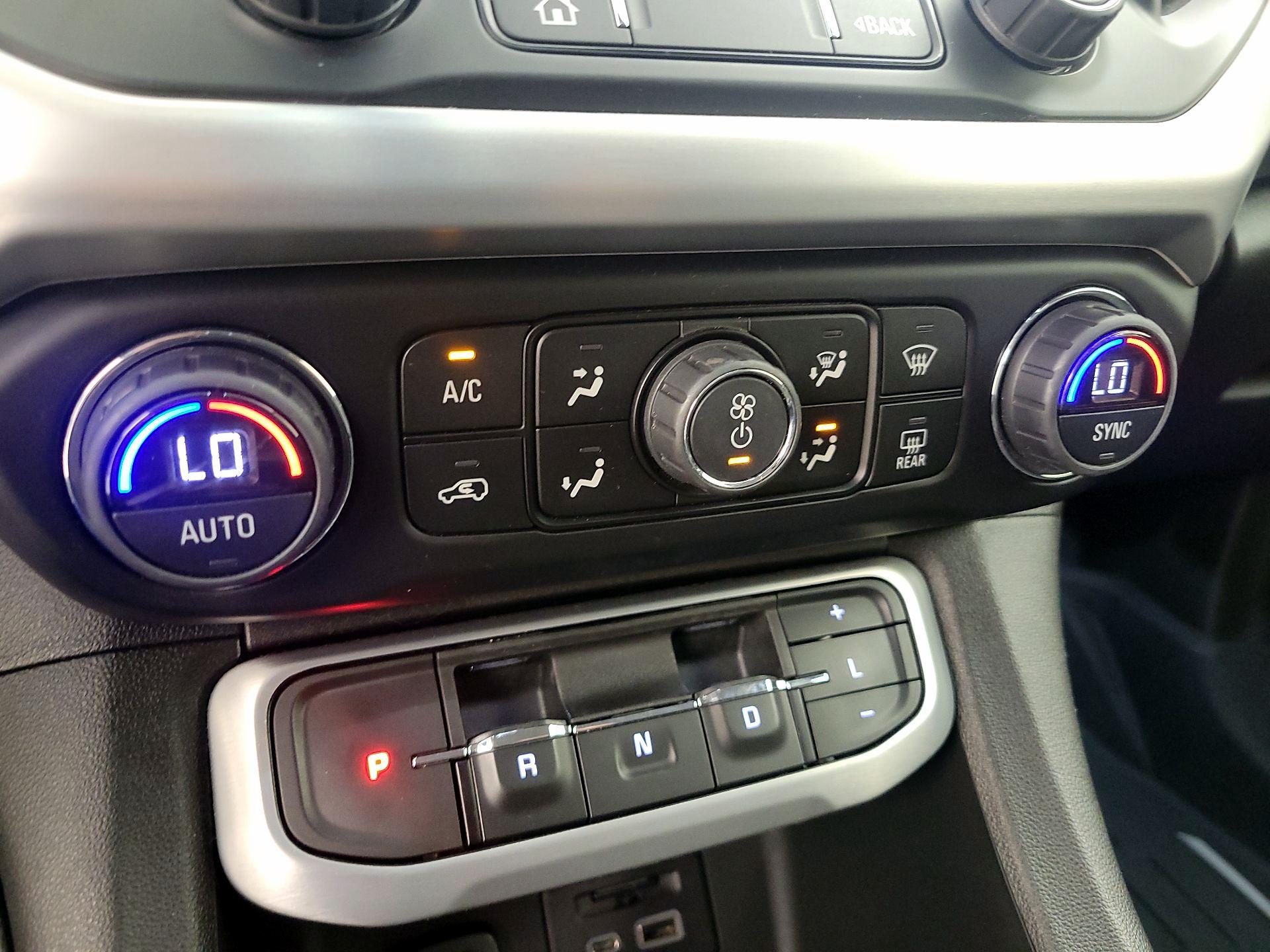Thumbnail: 2021 GMC Acadia - 17