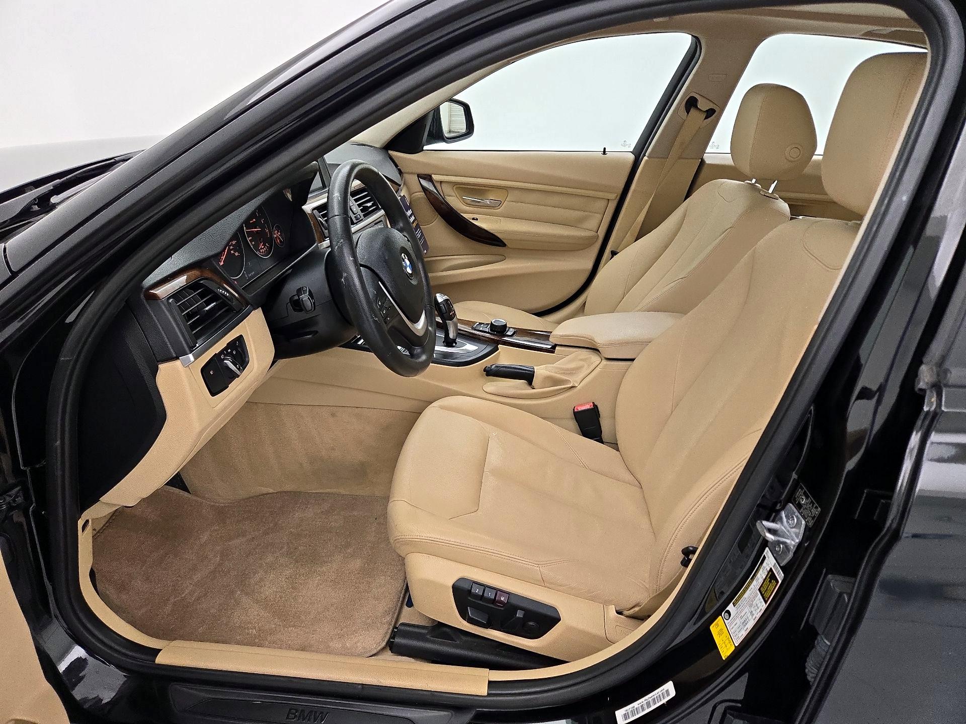 Thumbnail: 2014 BMW 3 Series - 11