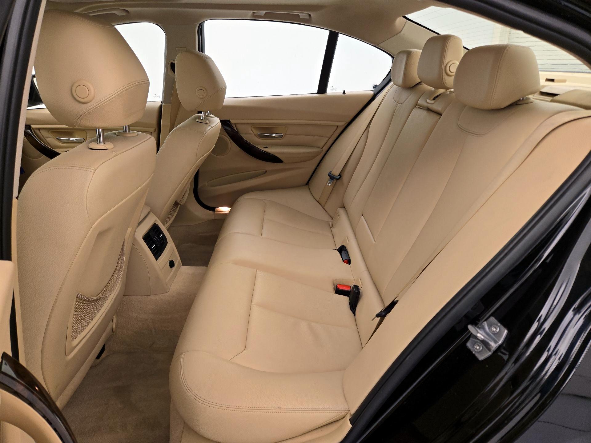 Thumbnail: 2014 BMW 3 Series - 19