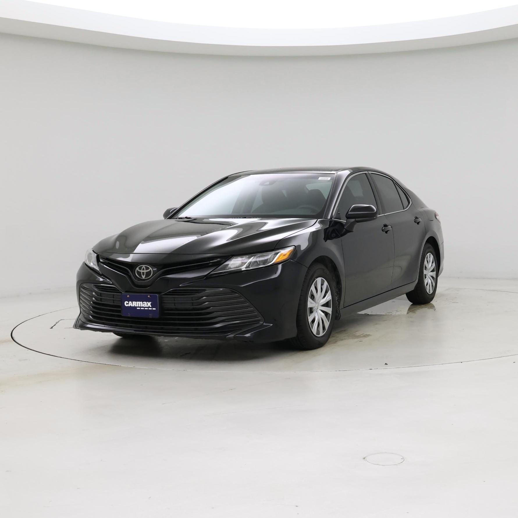 Thumbnail: 2018 Toyota Camry - 4