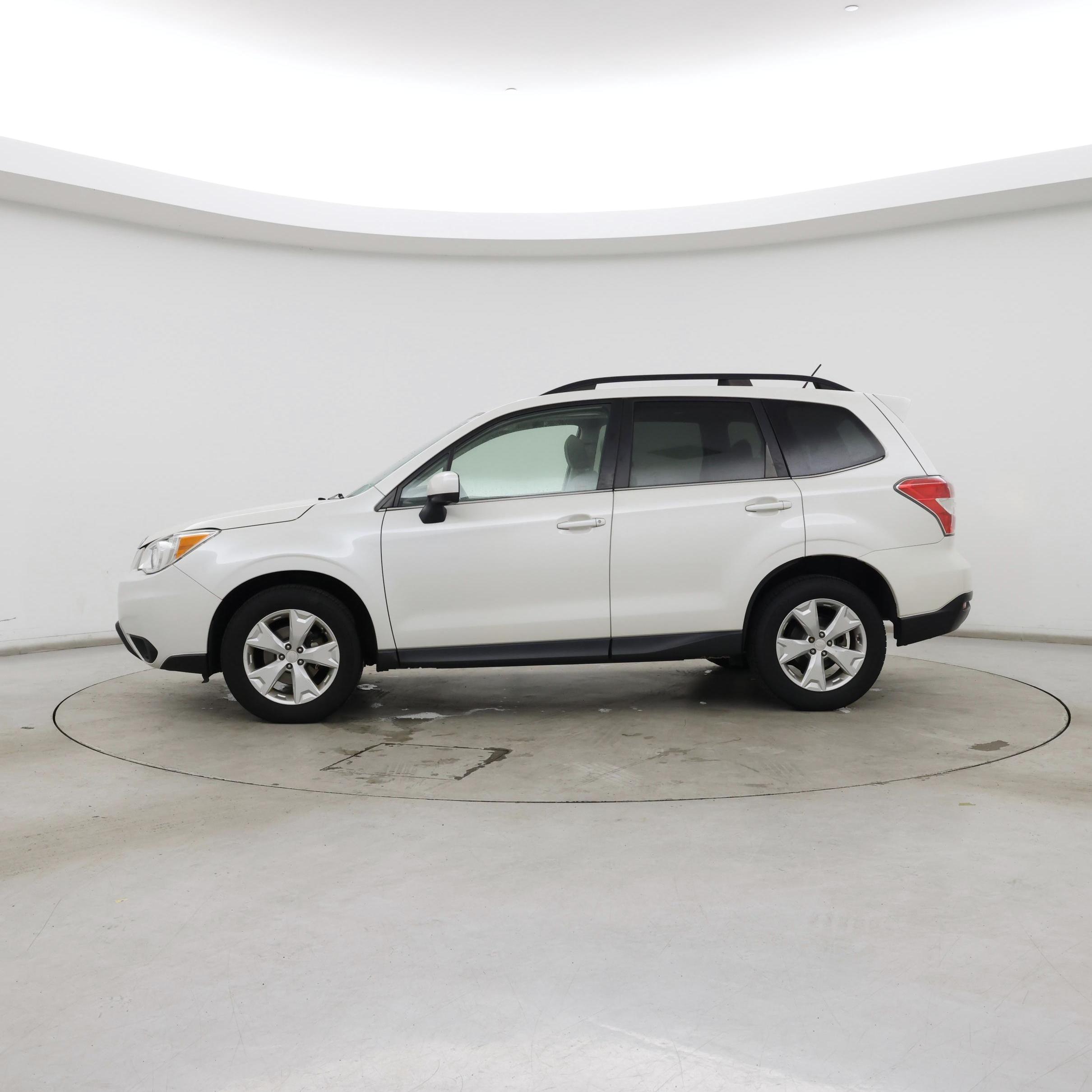 Thumbnail: 2015 Subaru Forester - 3