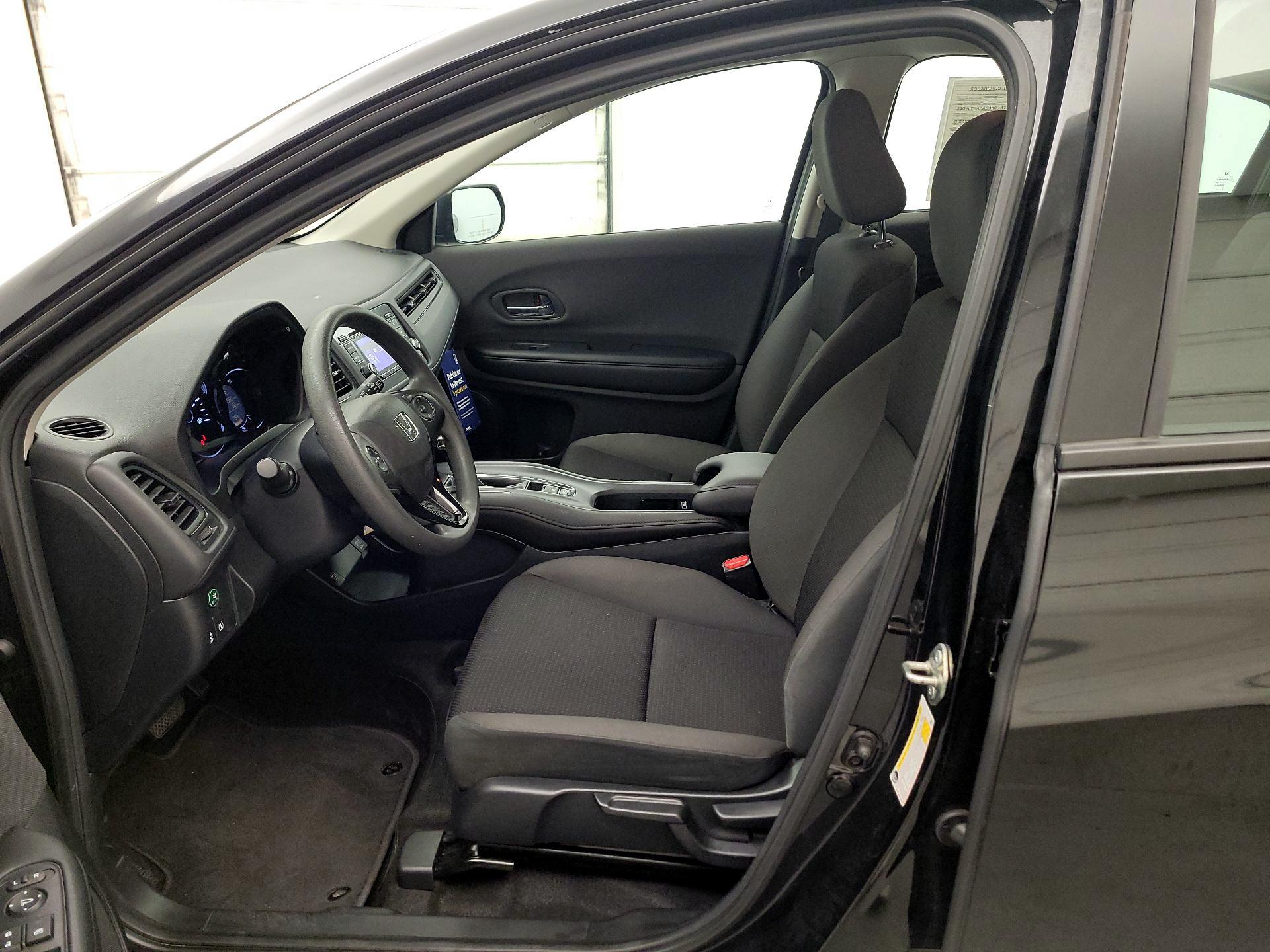 Thumbnail: 2019 Honda HR-V - 11