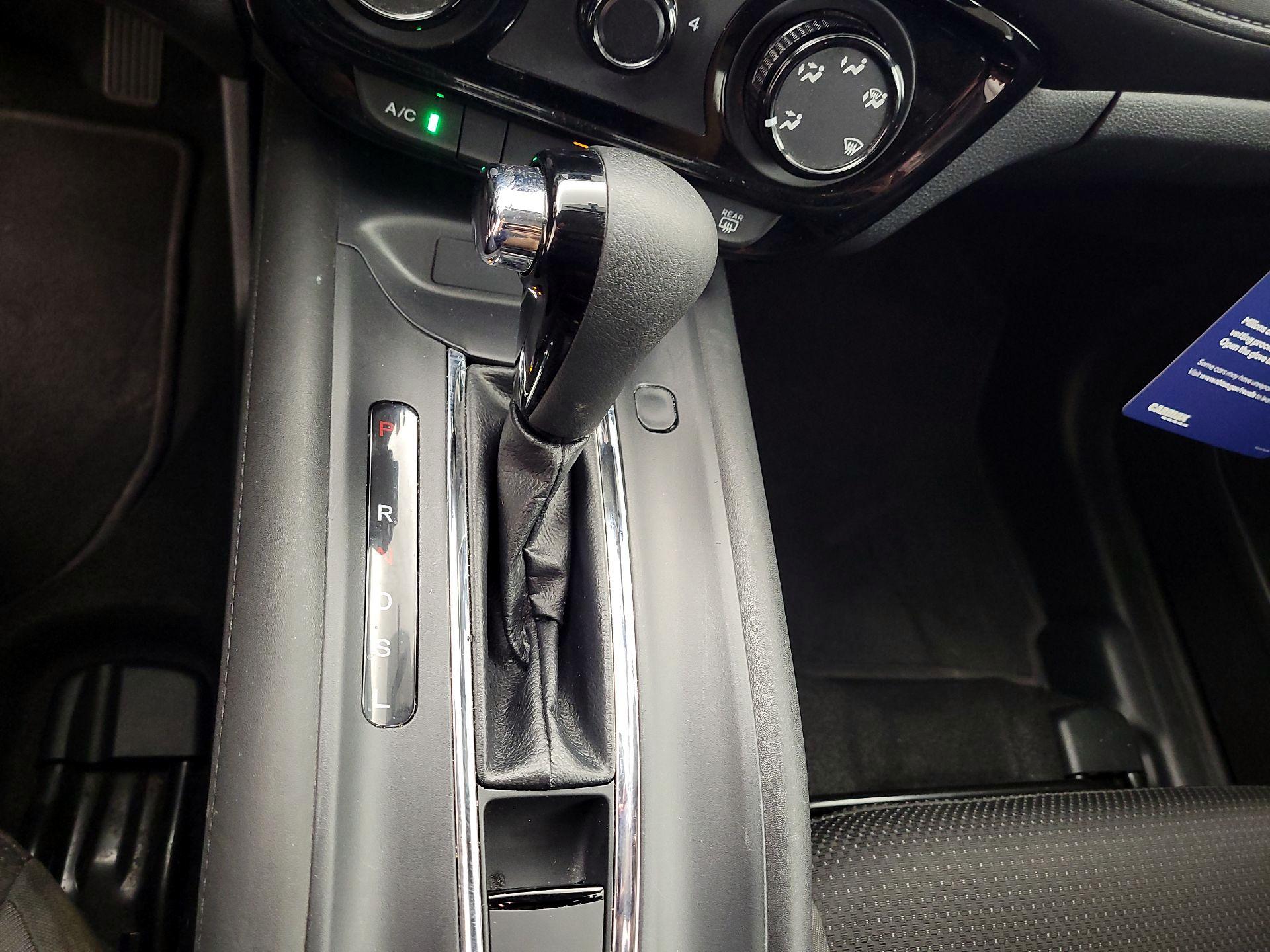 Thumbnail: 2019 Honda HR-V - 15