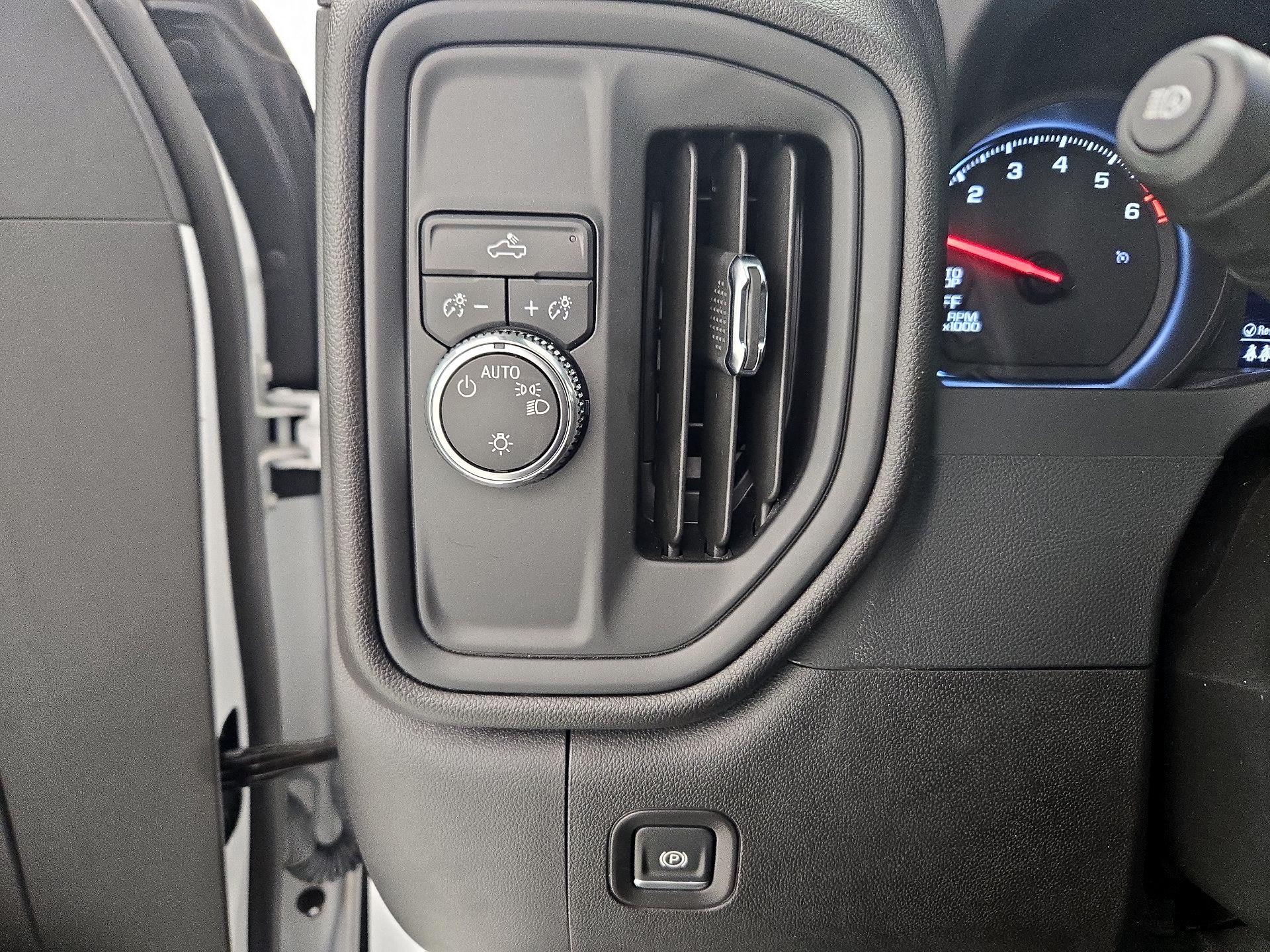 Thumbnail: 2024 GMC Sierra 1500 - 13