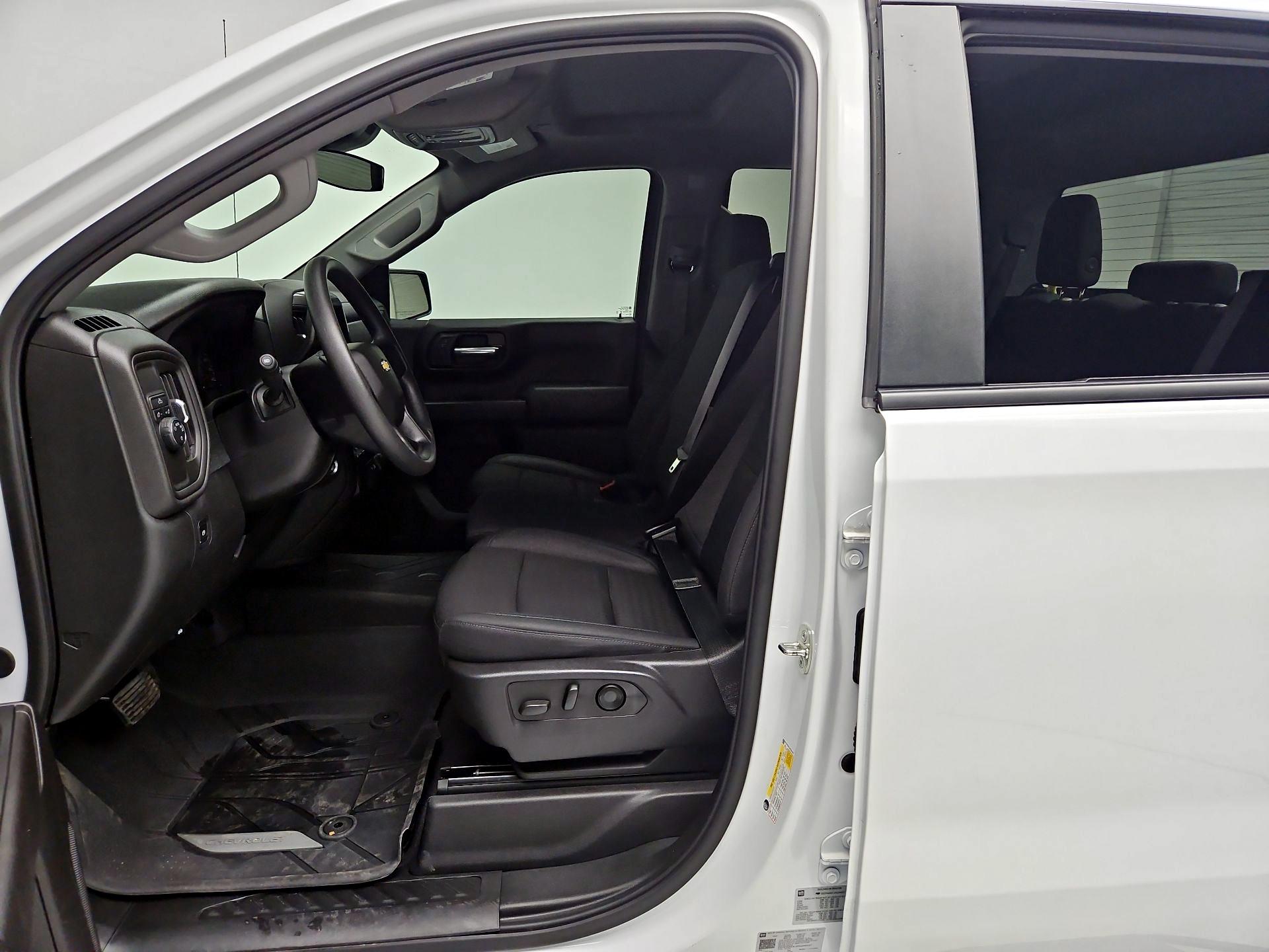 Thumbnail: 2024 Chevrolet Silverado 1500 - 11