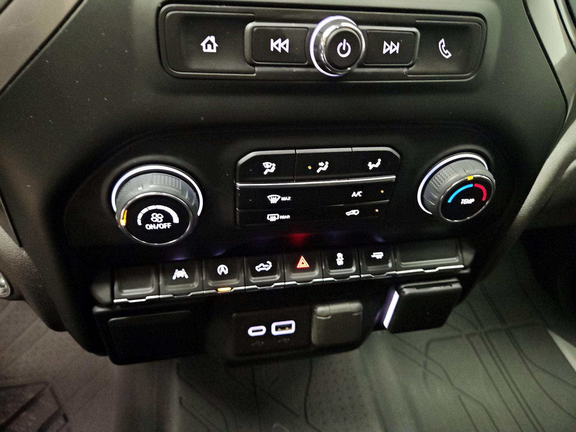 Thumbnail: 2024 Chevrolet Silverado 1500 - 16