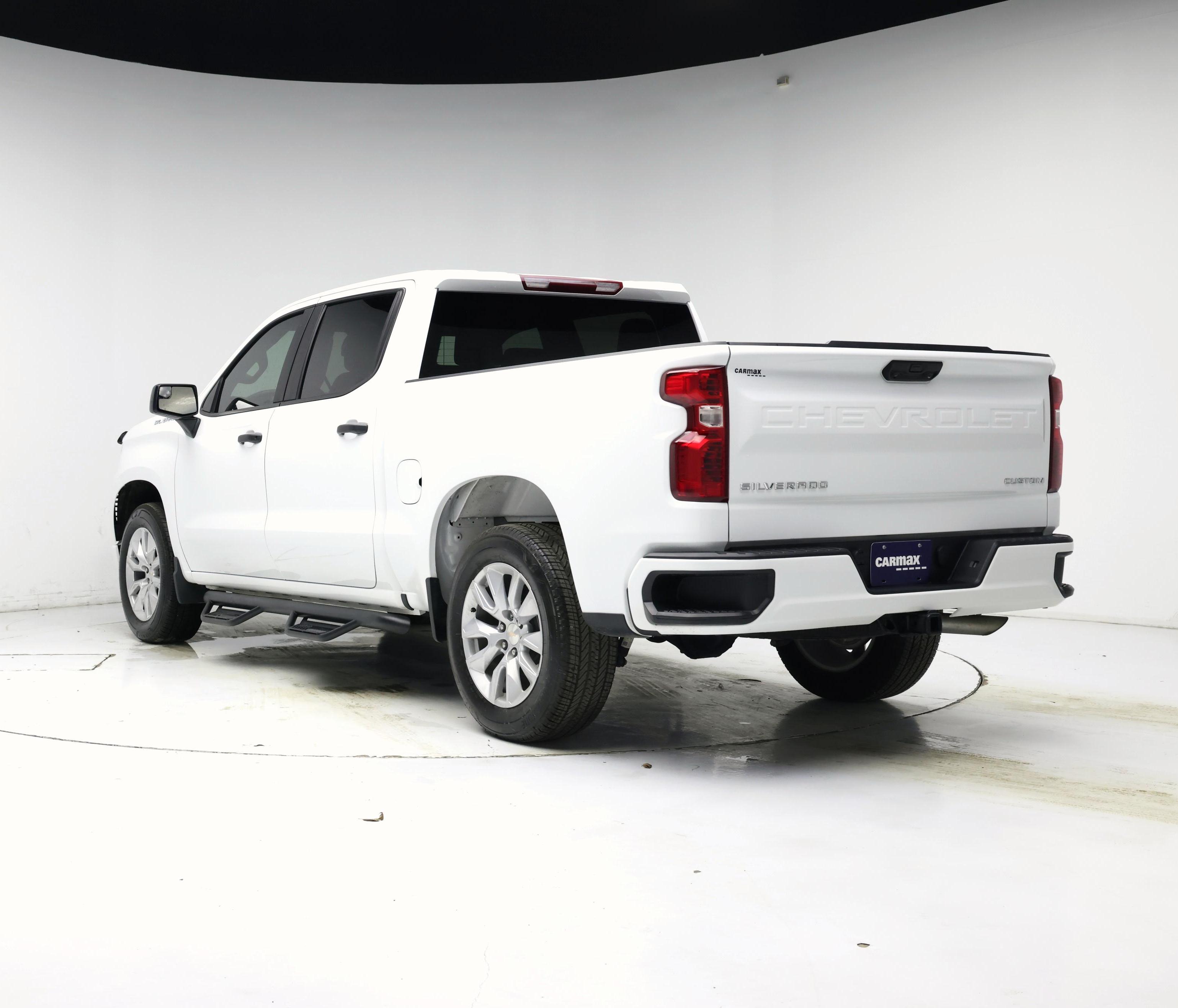Thumbnail: 2024 Chevrolet Silverado 1500 - 2