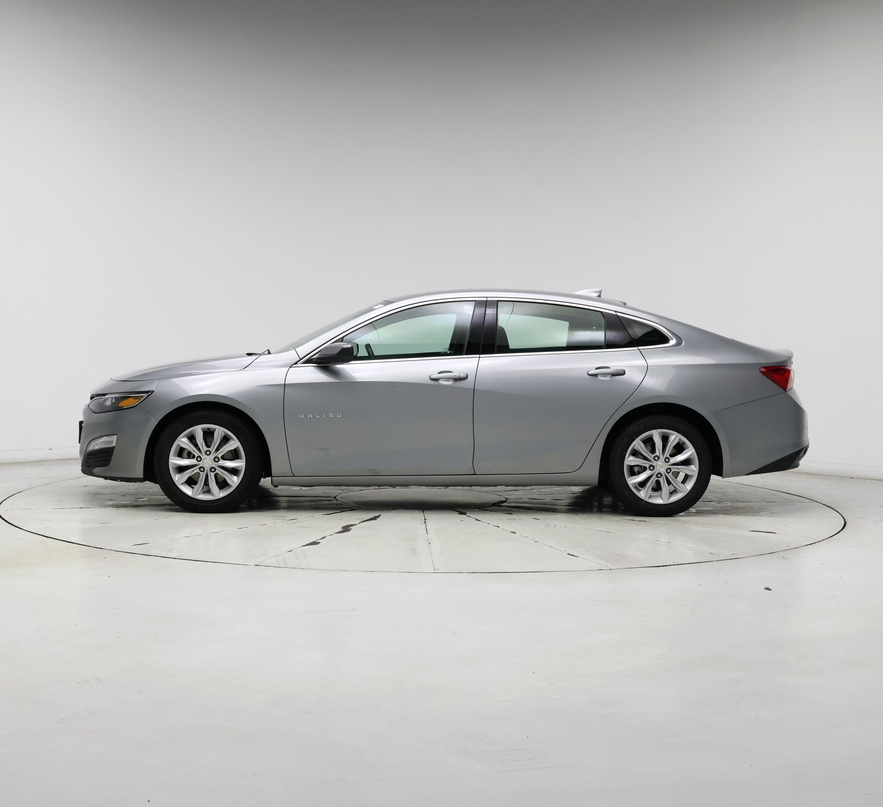 Thumbnail: 2023 Chevrolet Malibu - 3