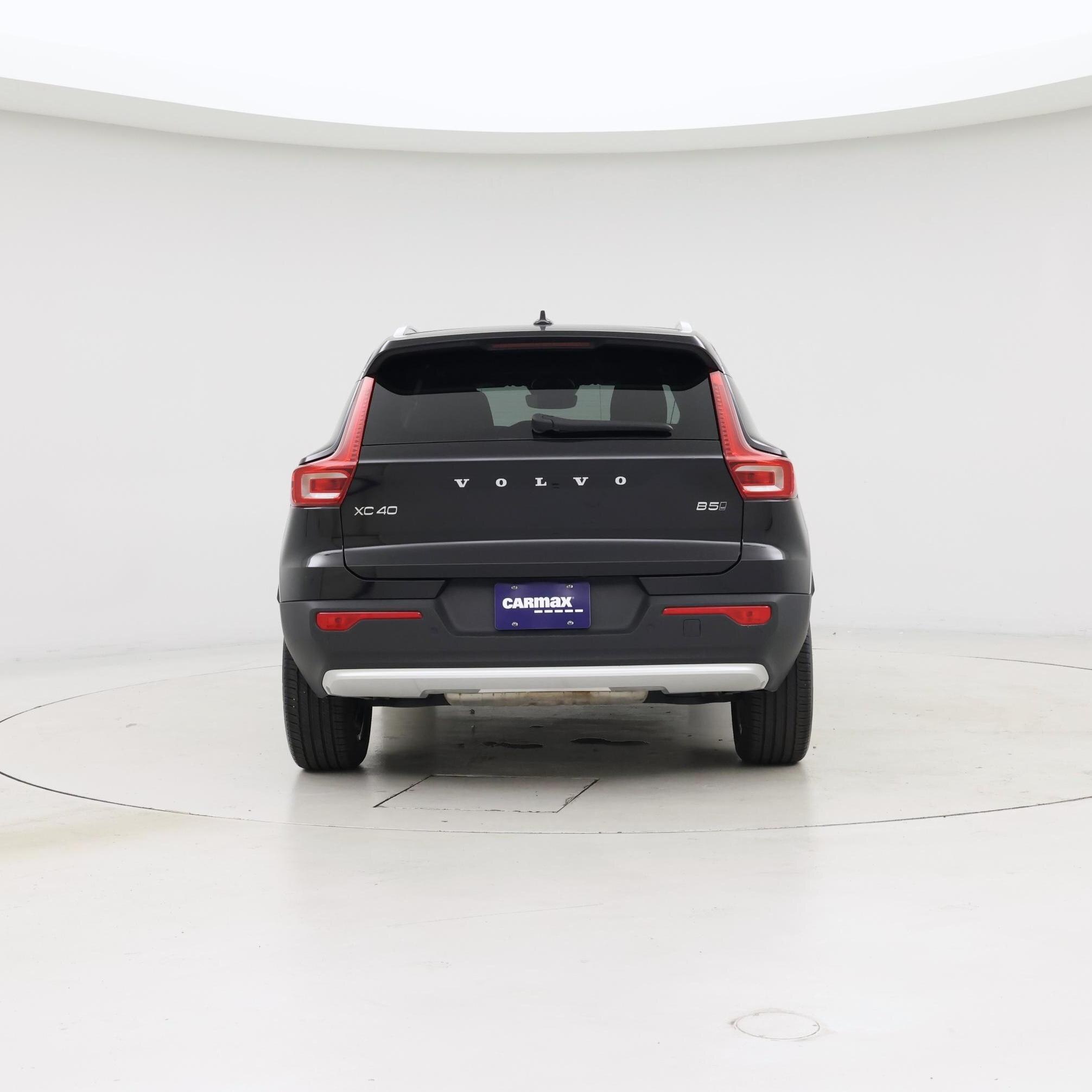 Thumbnail: 2025 Volvo XC40 - 6